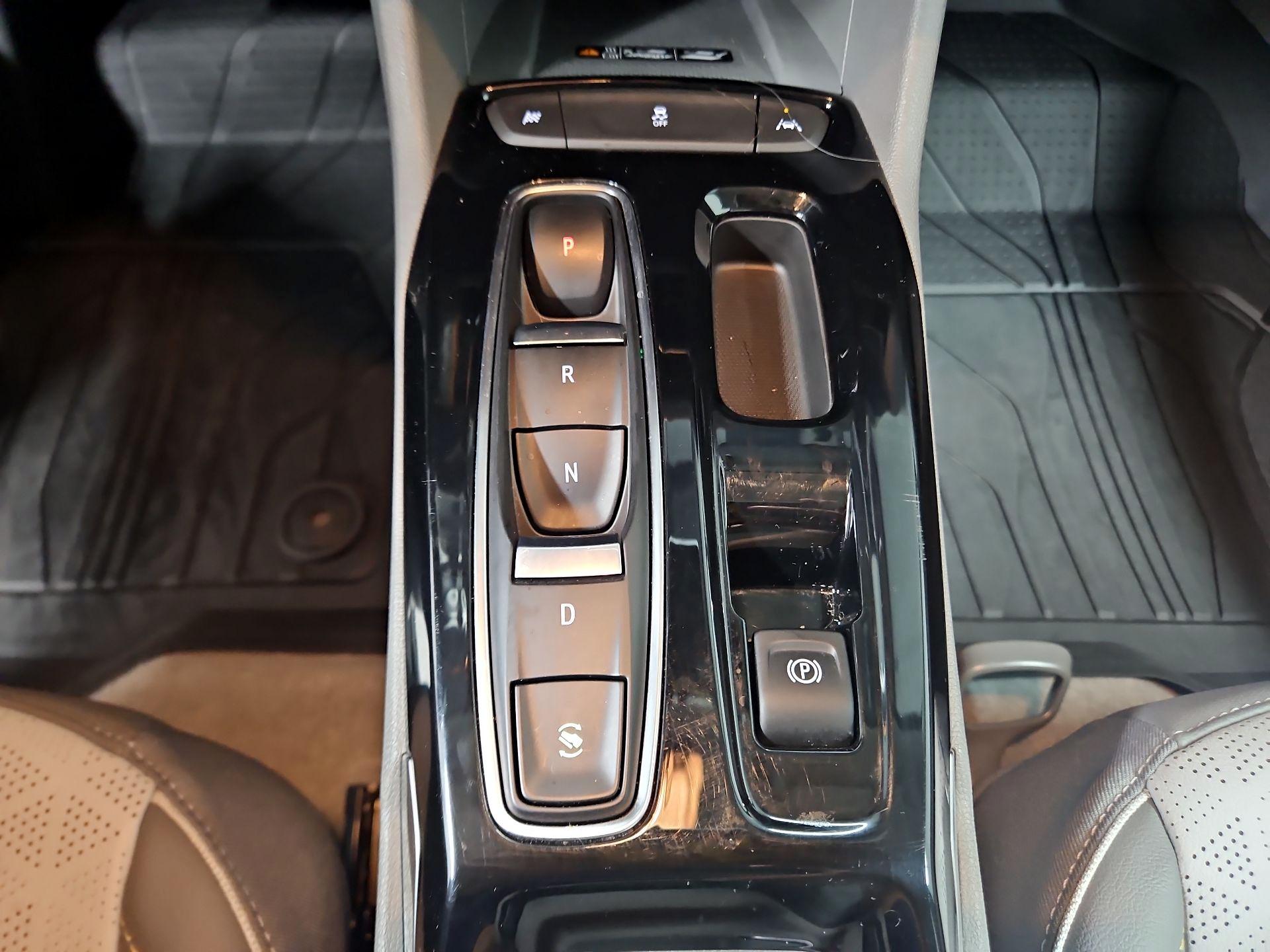 Thumbnail: 2022 Chevrolet Bolt EUV - 17