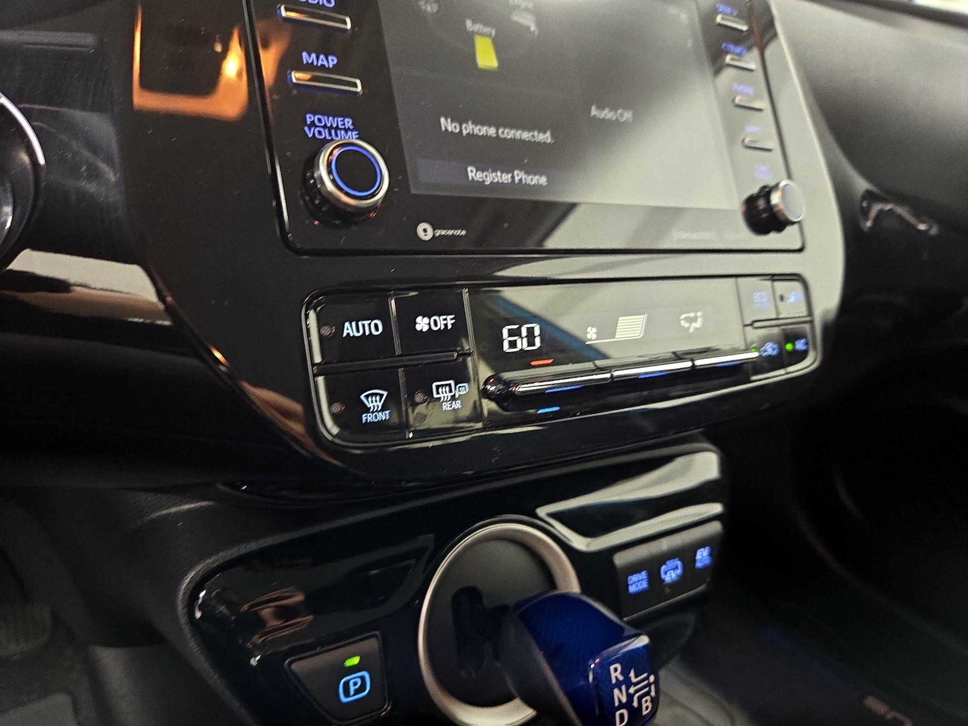 Thumbnail: 2021 Toyota Prius Prime - 16