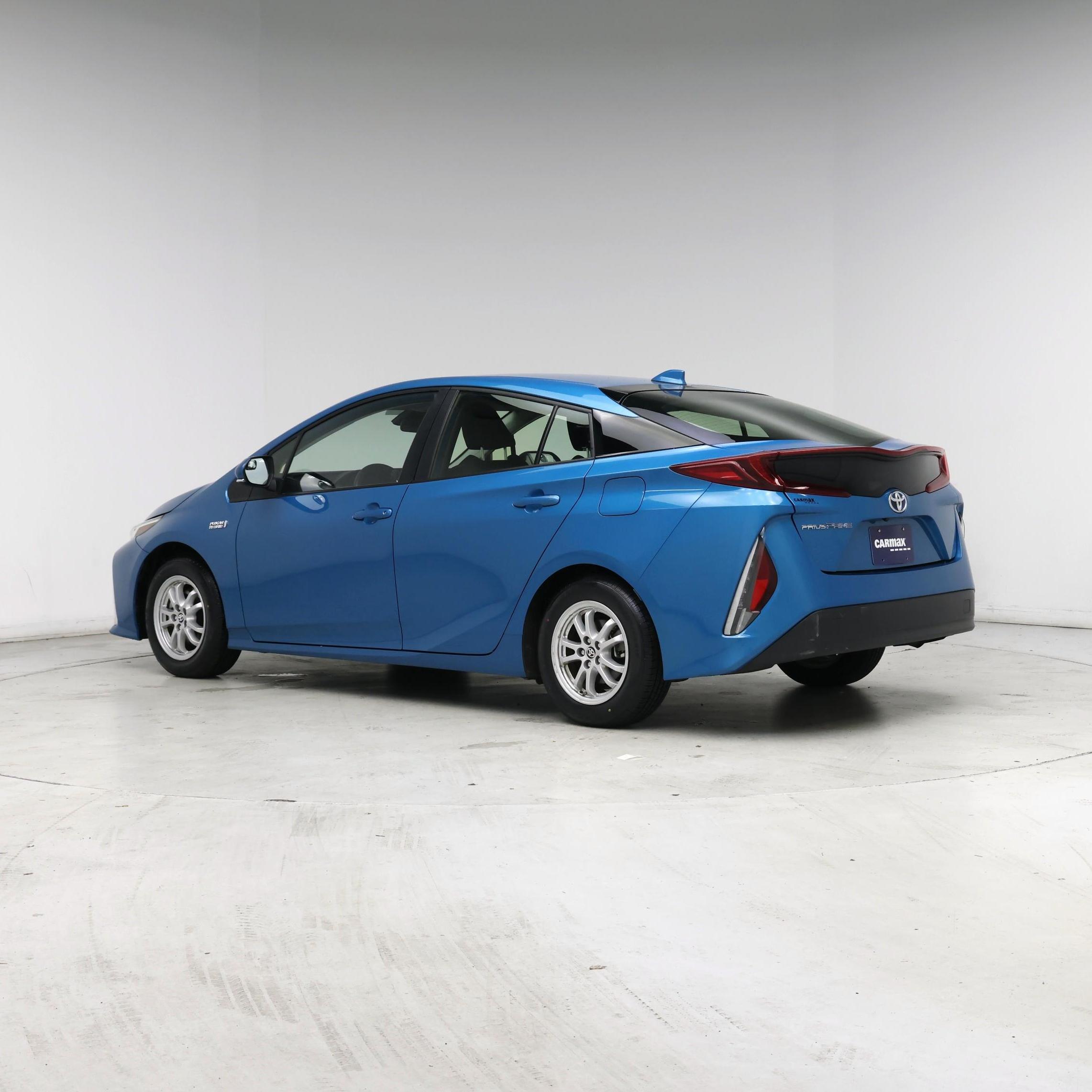 Thumbnail: 2021 Toyota Prius Prime - 2