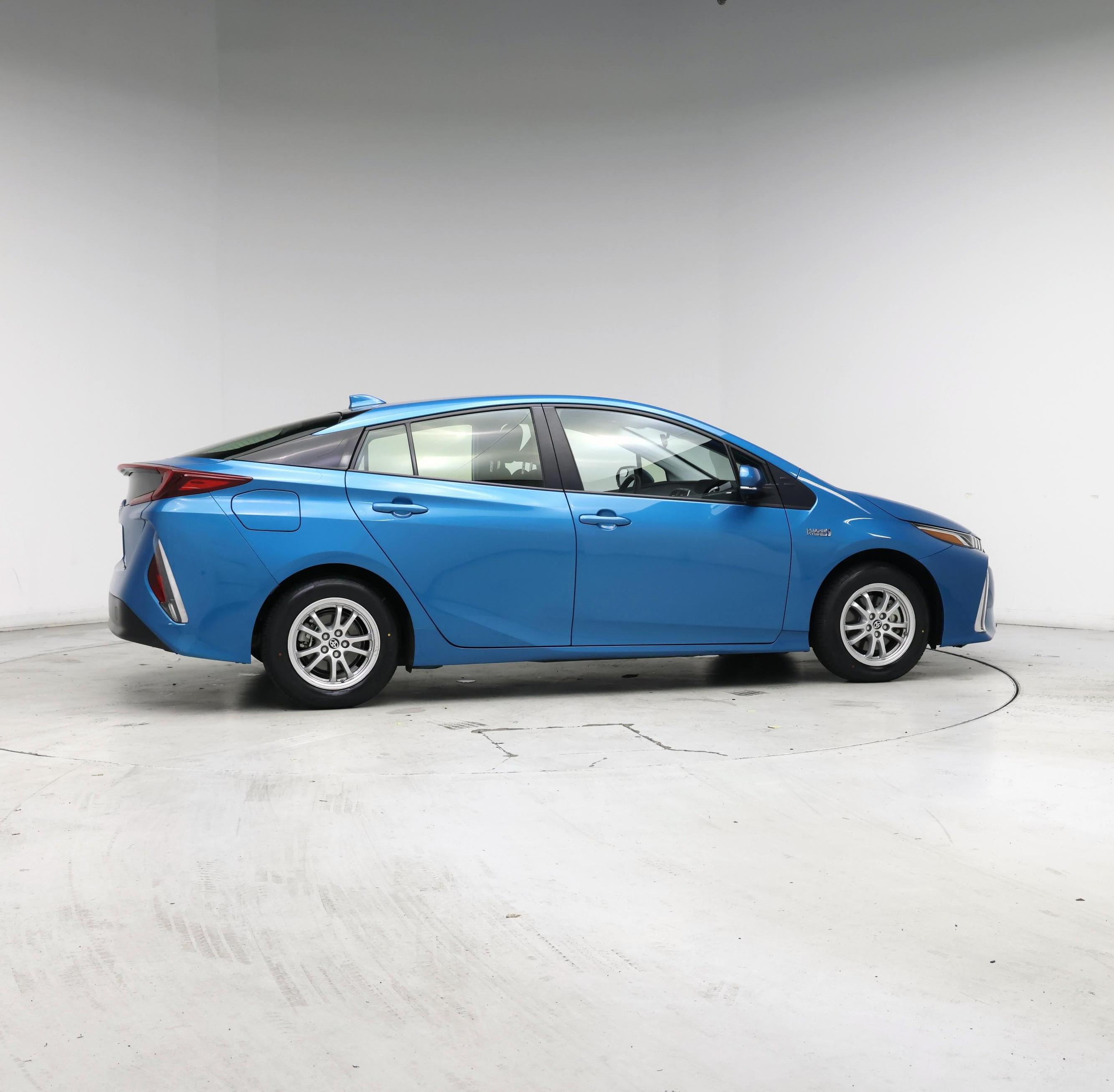 Thumbnail: 2021 Toyota Prius Prime - 7