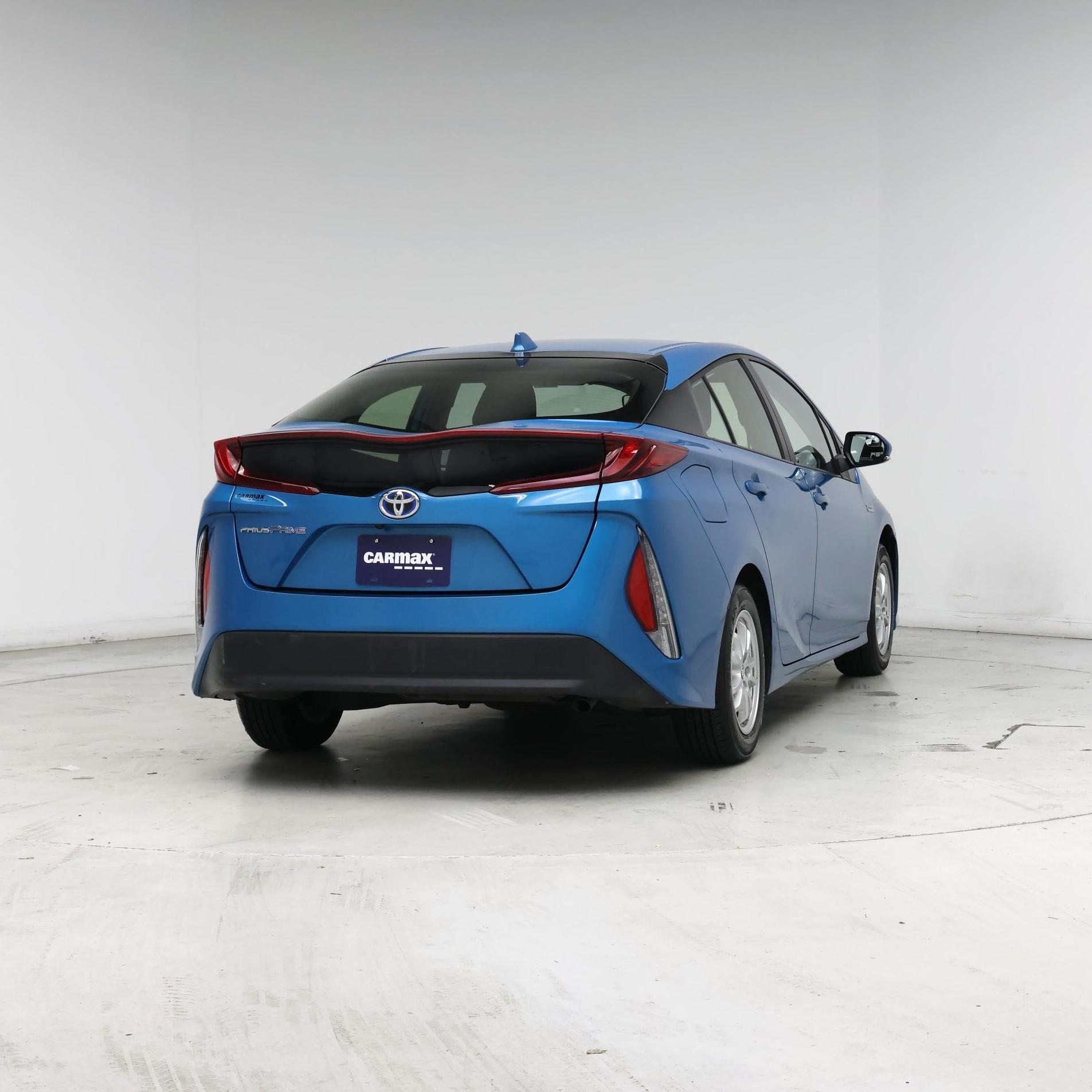 Thumbnail: 2021 Toyota Prius Prime - 8