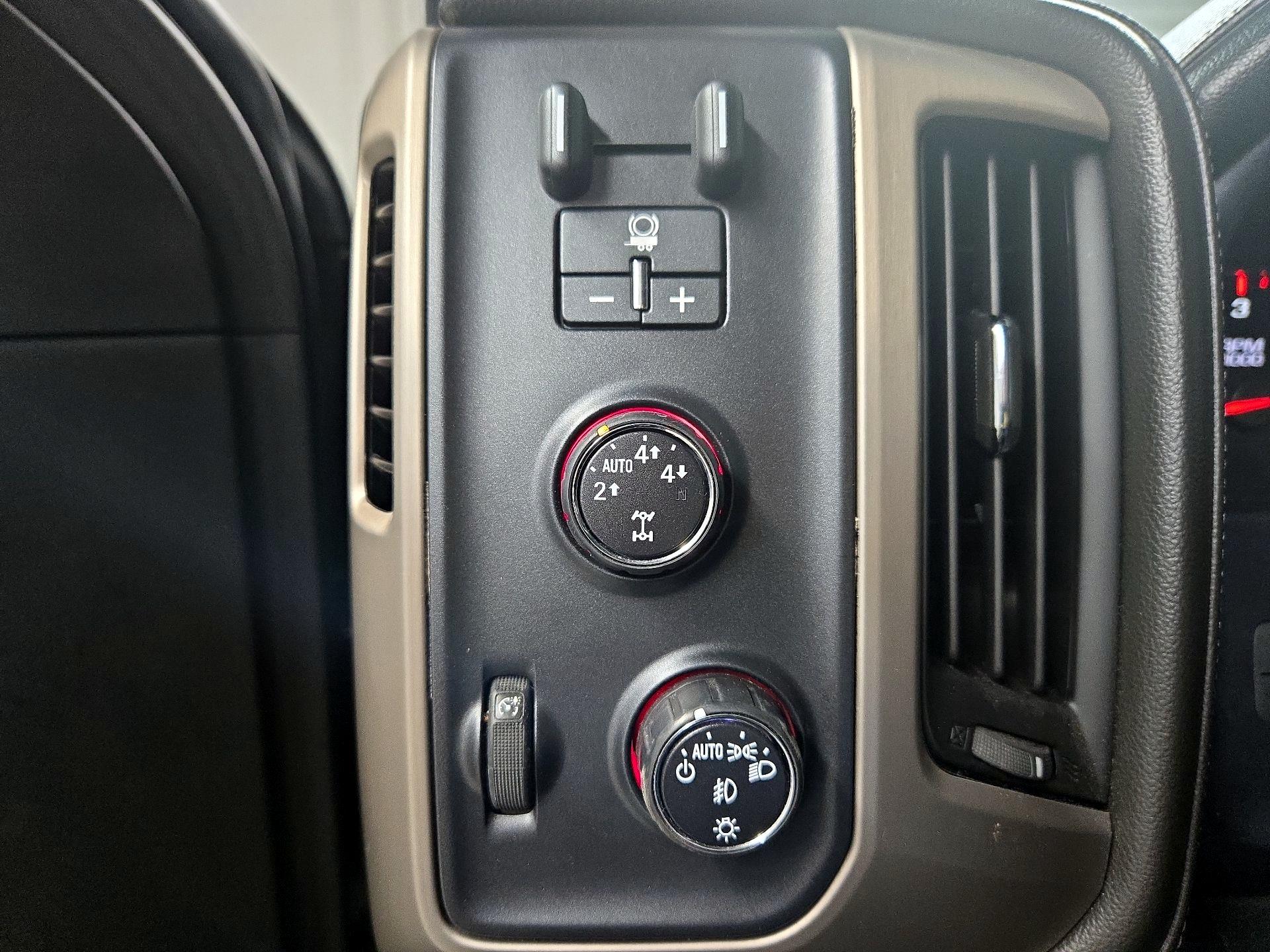 Thumbnail: 2015 GMC Sierra 1500 - 13