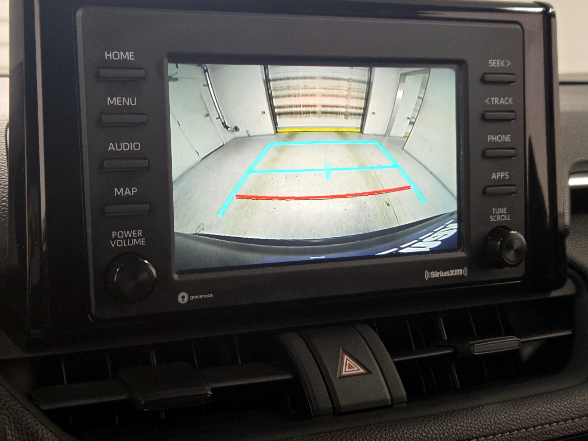 Thumbnail: 2020 Toyota RAV4 - 14