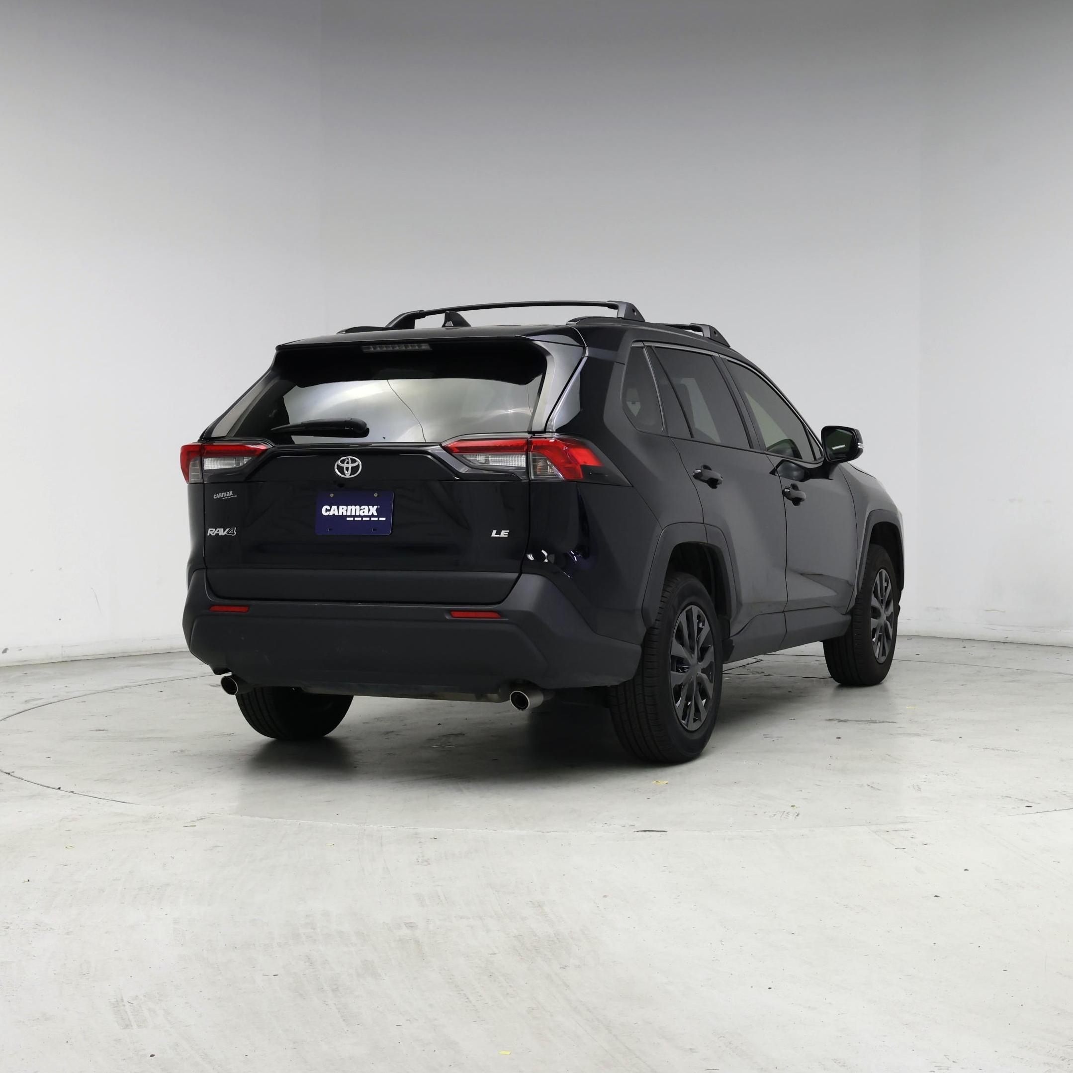 Thumbnail: 2020 Toyota RAV4 - 8