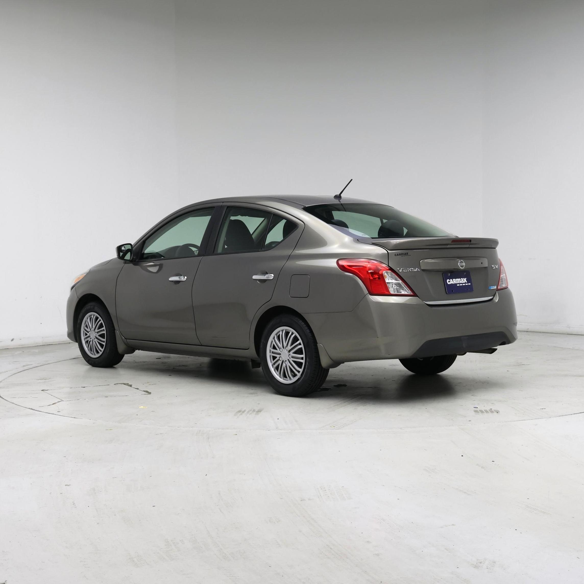 Thumbnail: 2015 Nissan Versa - 2
