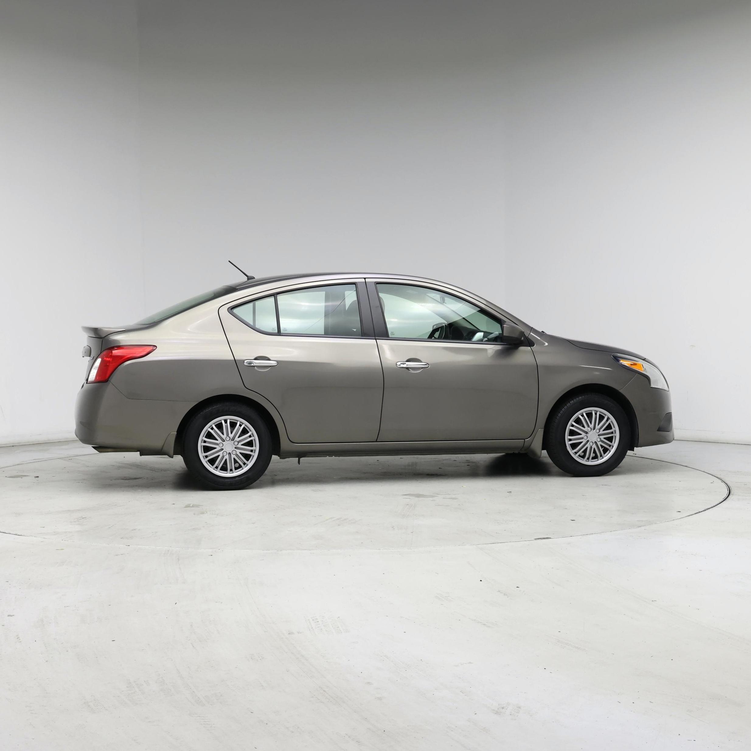 Thumbnail: 2015 Nissan Versa - 7