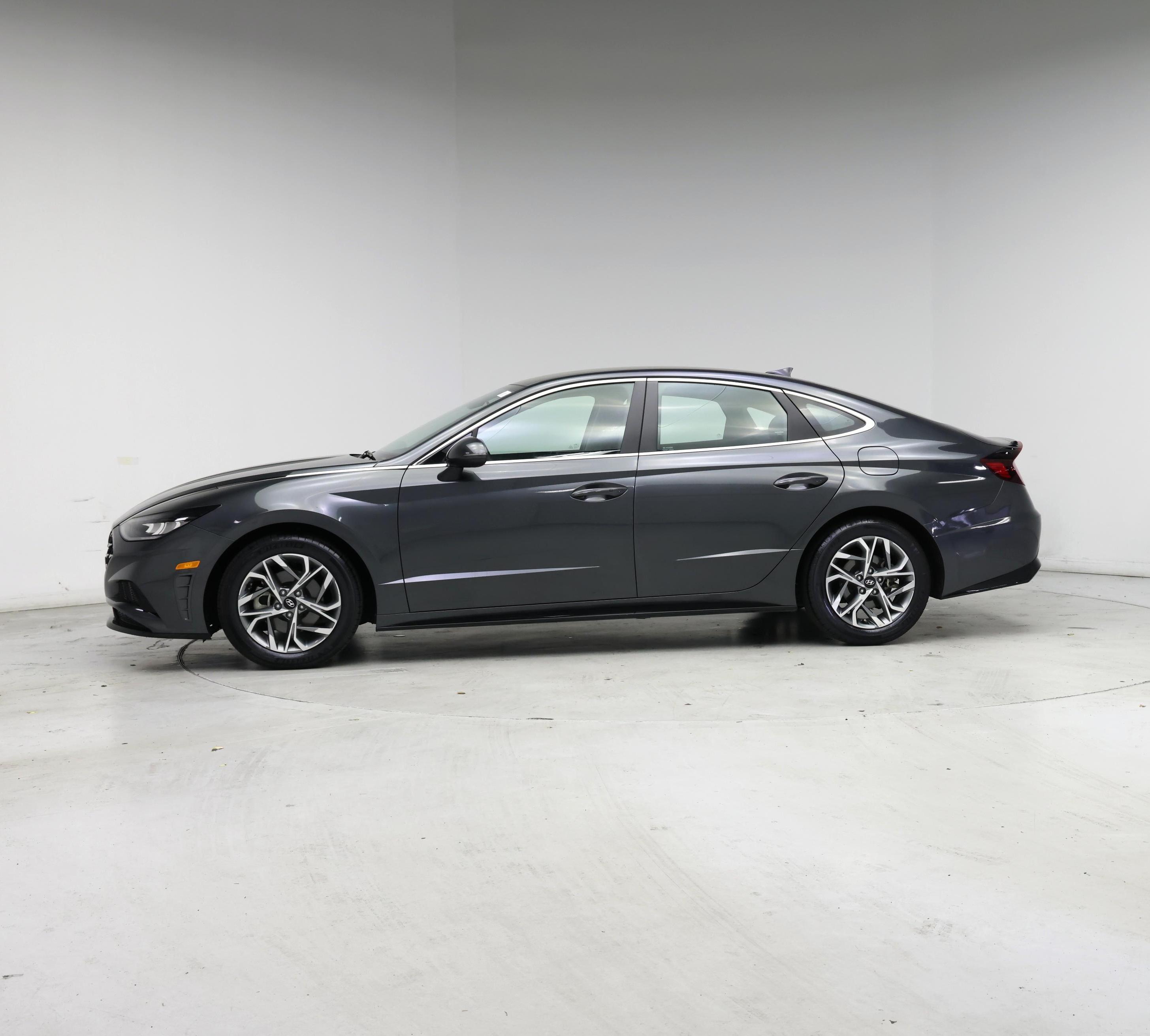 Thumbnail: 2023 Hyundai Sonata - 3