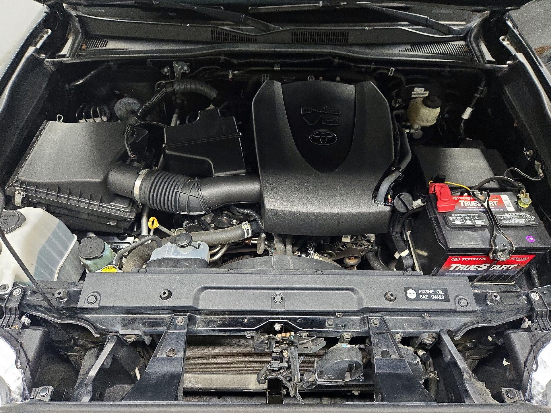 Thumbnail: 2016 Toyota Tacoma - 20