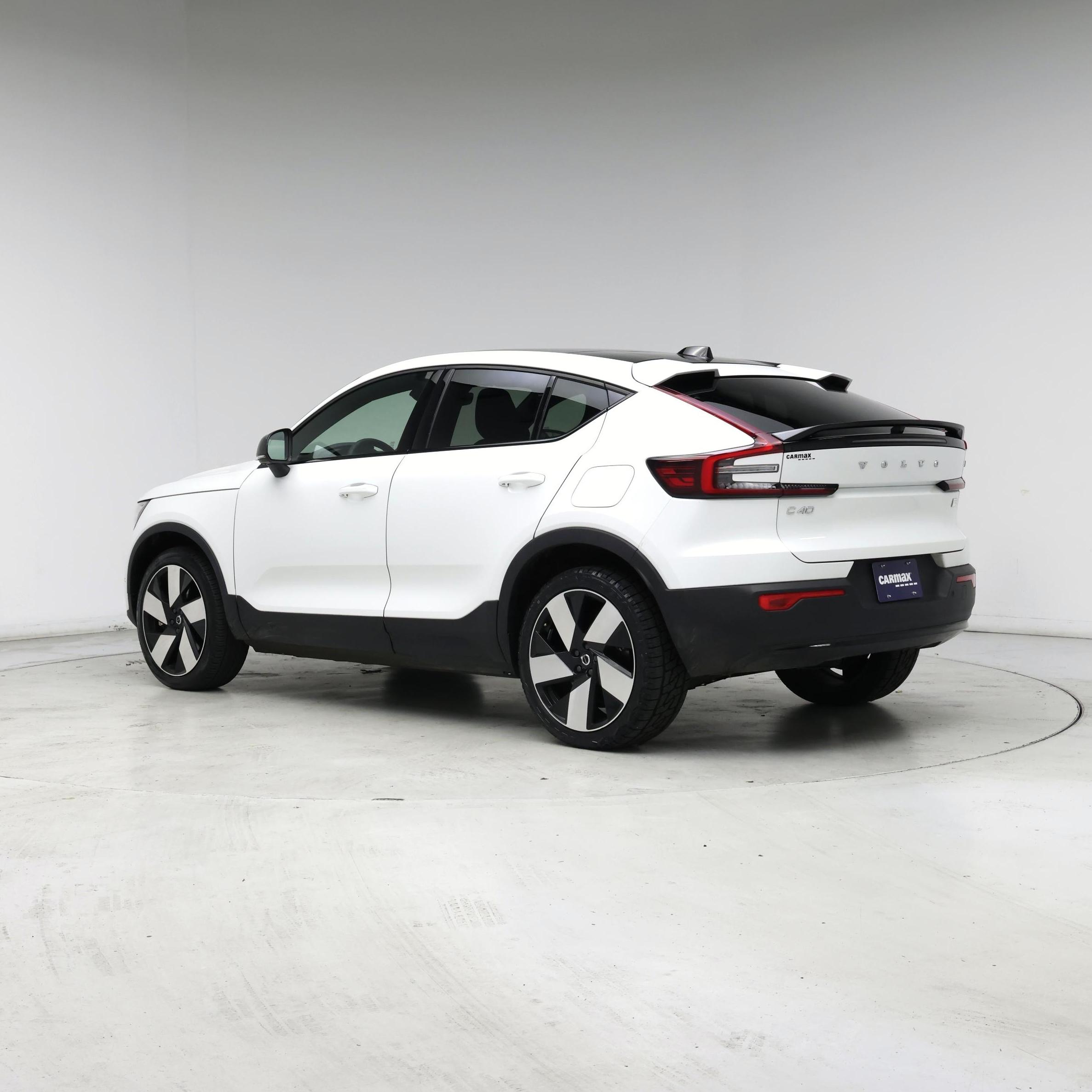 Thumbnail: 2023 Volvo C40 - 2