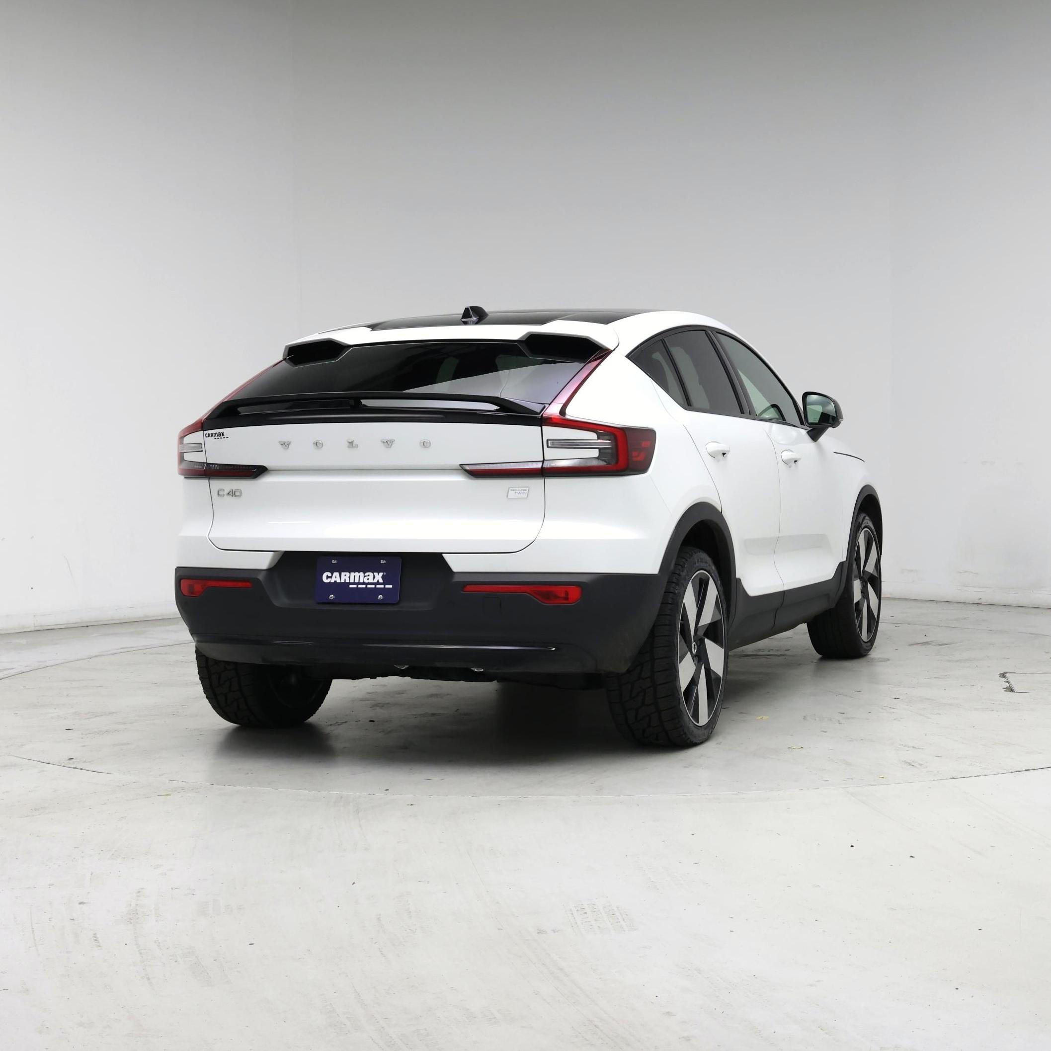 Thumbnail: 2023 Volvo C40 - 8