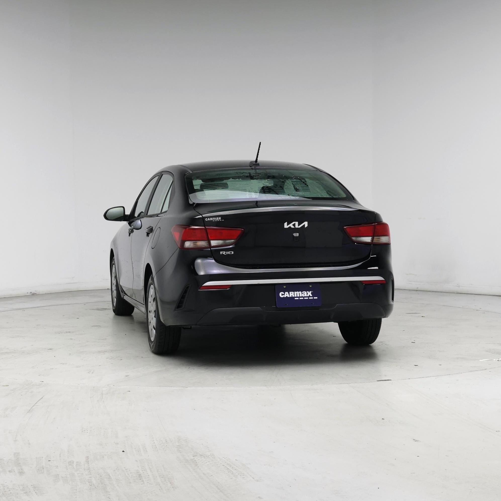 Thumbnail: 2022 Kia Rio - 6