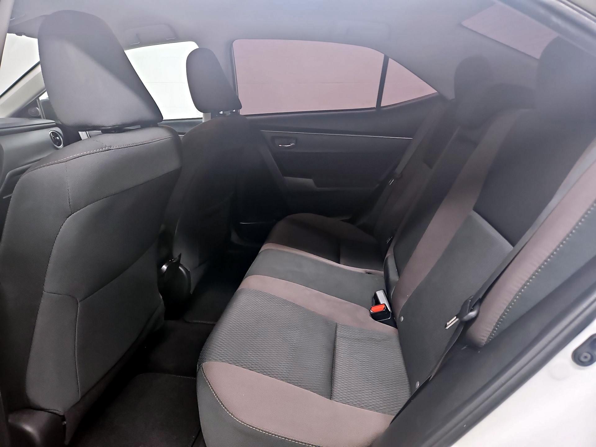 Thumbnail: 2017 Toyota Corolla - 19