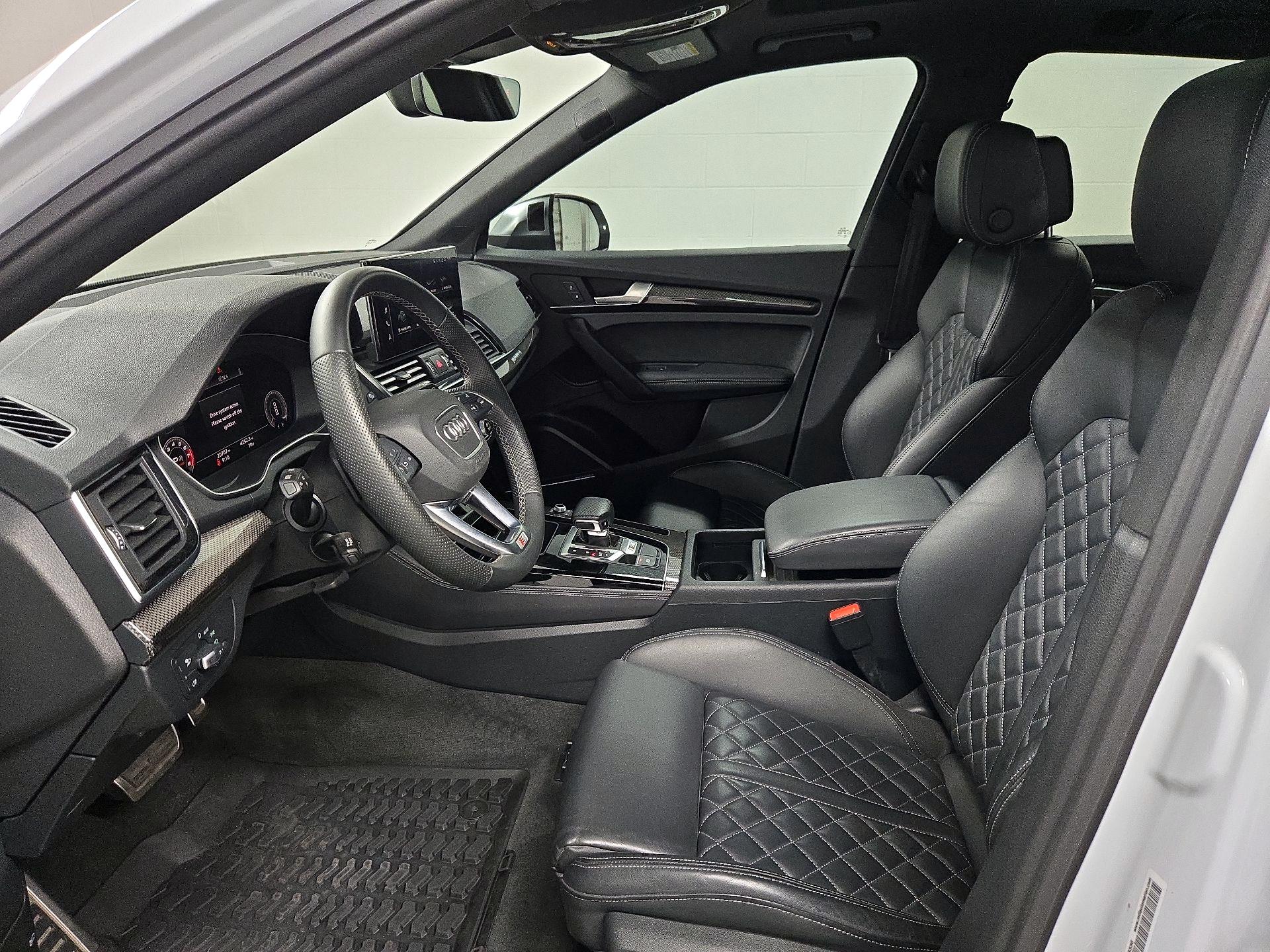 Thumbnail: 2021 Audi SQ5 - 11