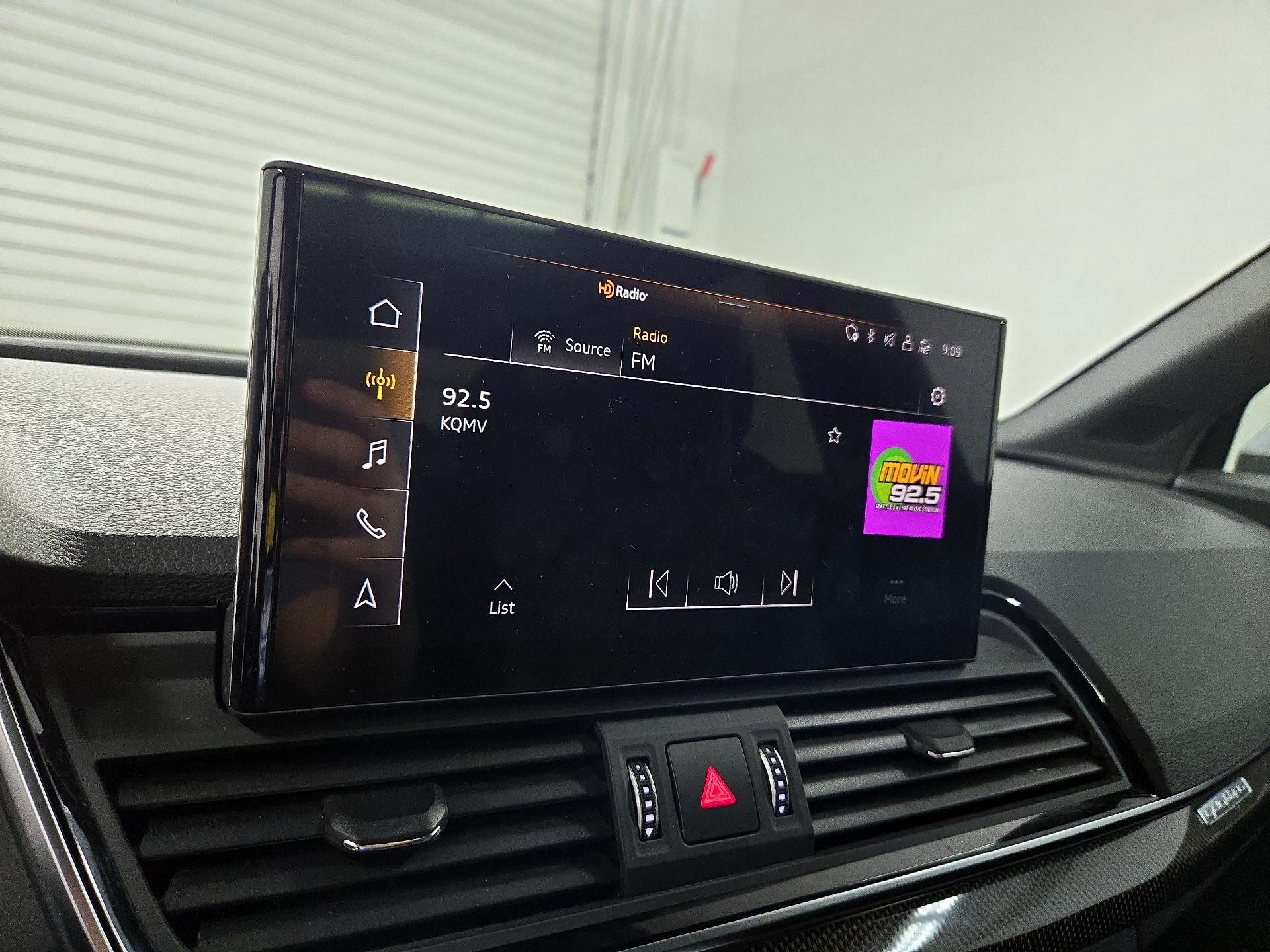 Thumbnail: 2021 Audi SQ5 - 15