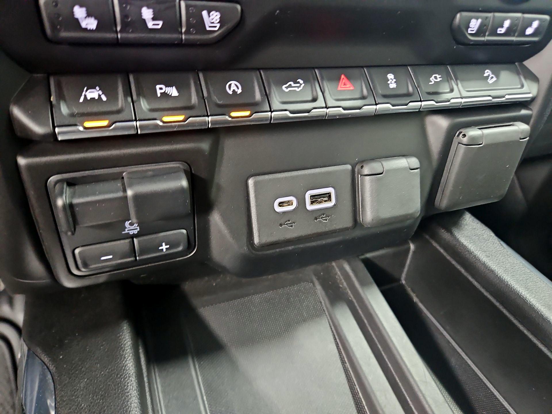 Thumbnail: 2021 GMC Sierra 1500 - 19