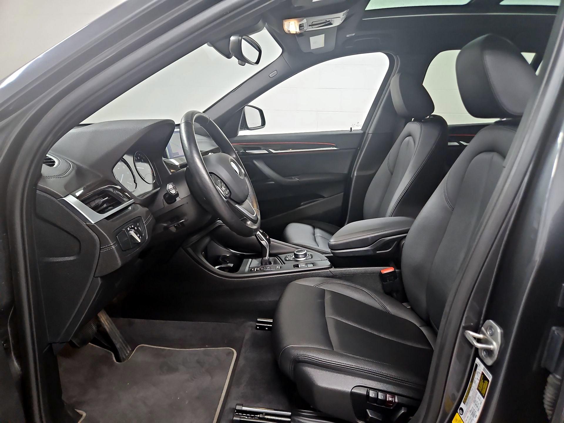 Thumbnail: 2021 BMW X1 - 11