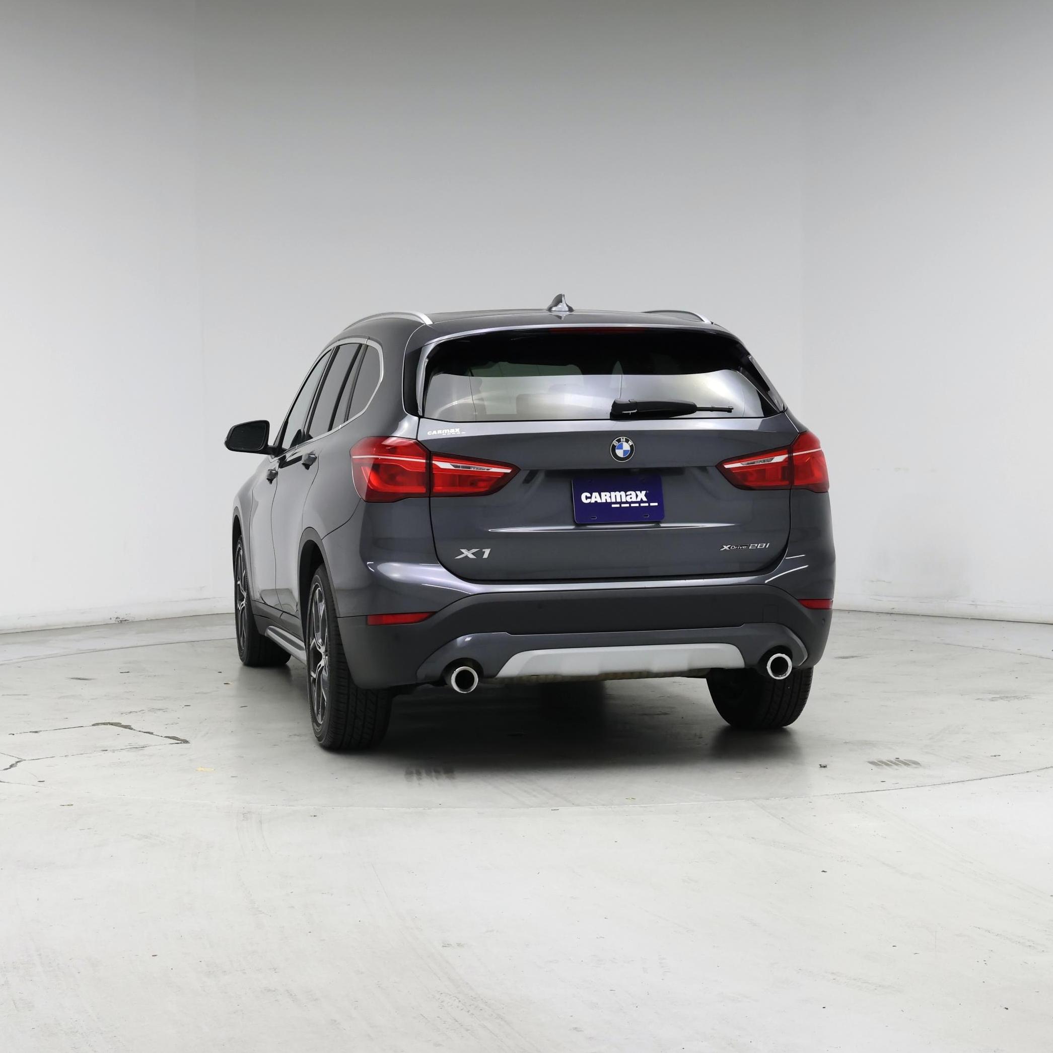 Thumbnail: 2021 BMW X1 - 6