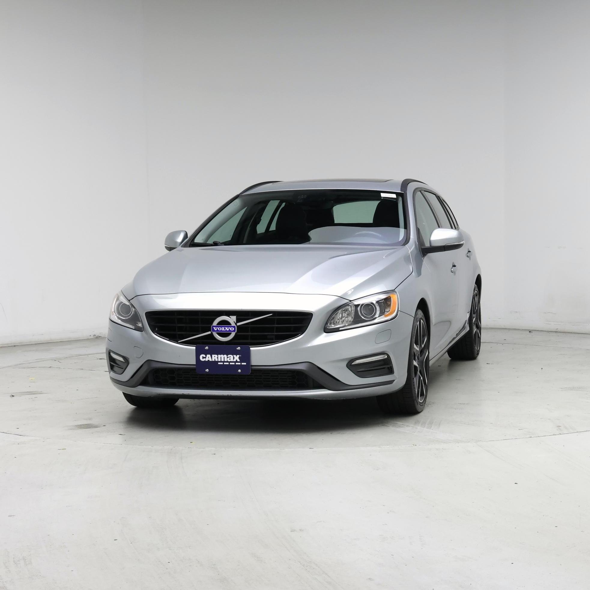 Thumbnail: 2018 Volvo V60 - 4