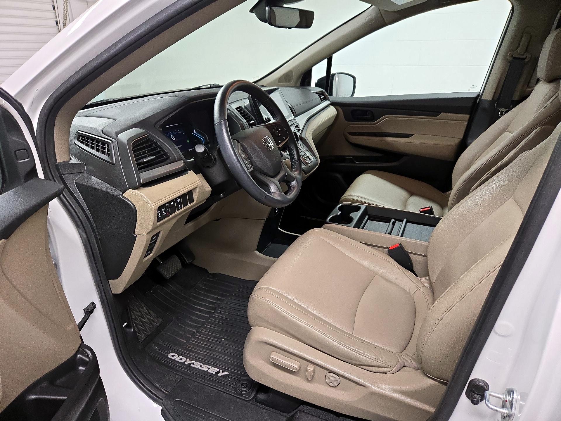 Thumbnail: 2022 Honda Odyssey - 11