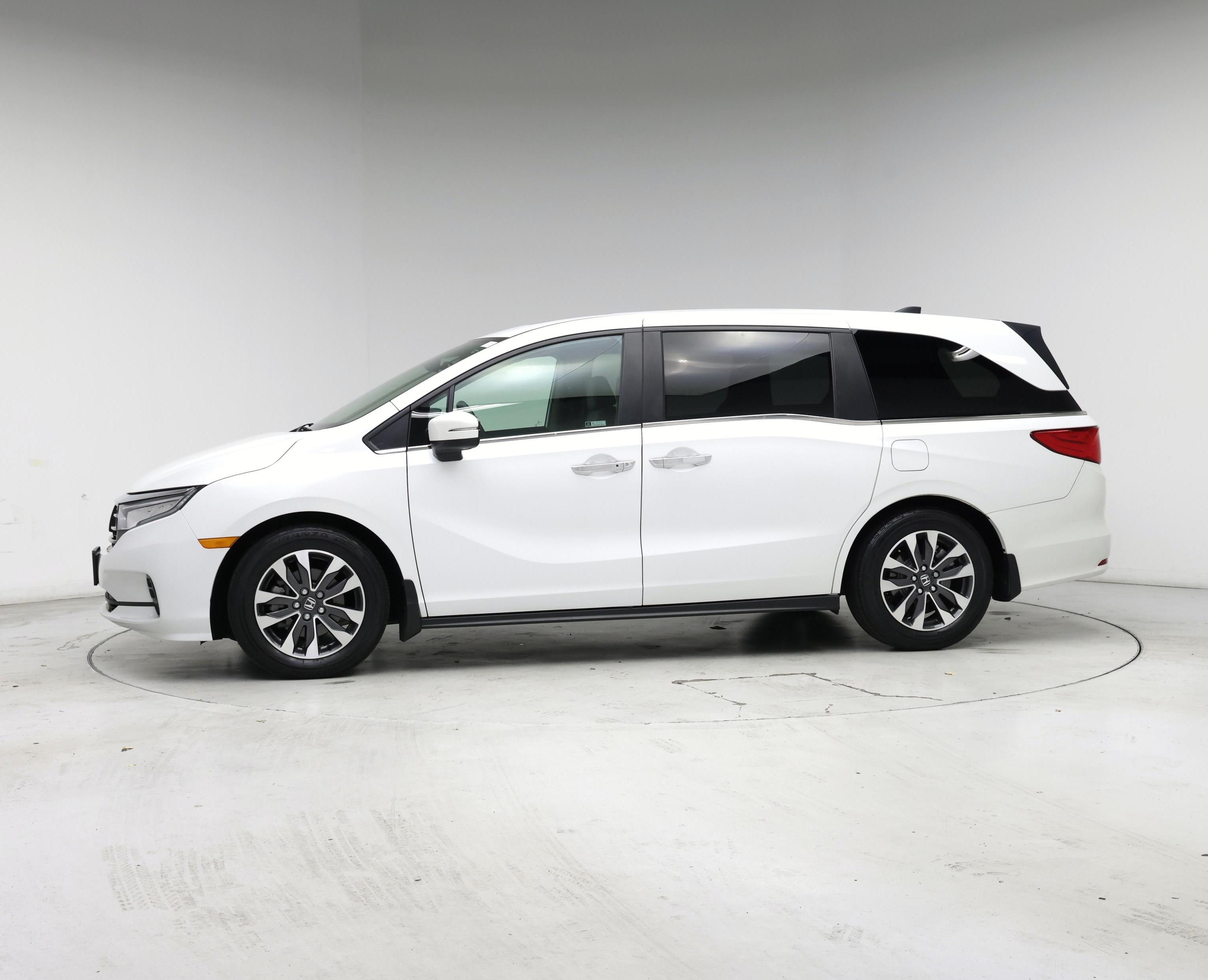 Thumbnail: 2022 Honda Odyssey - 3