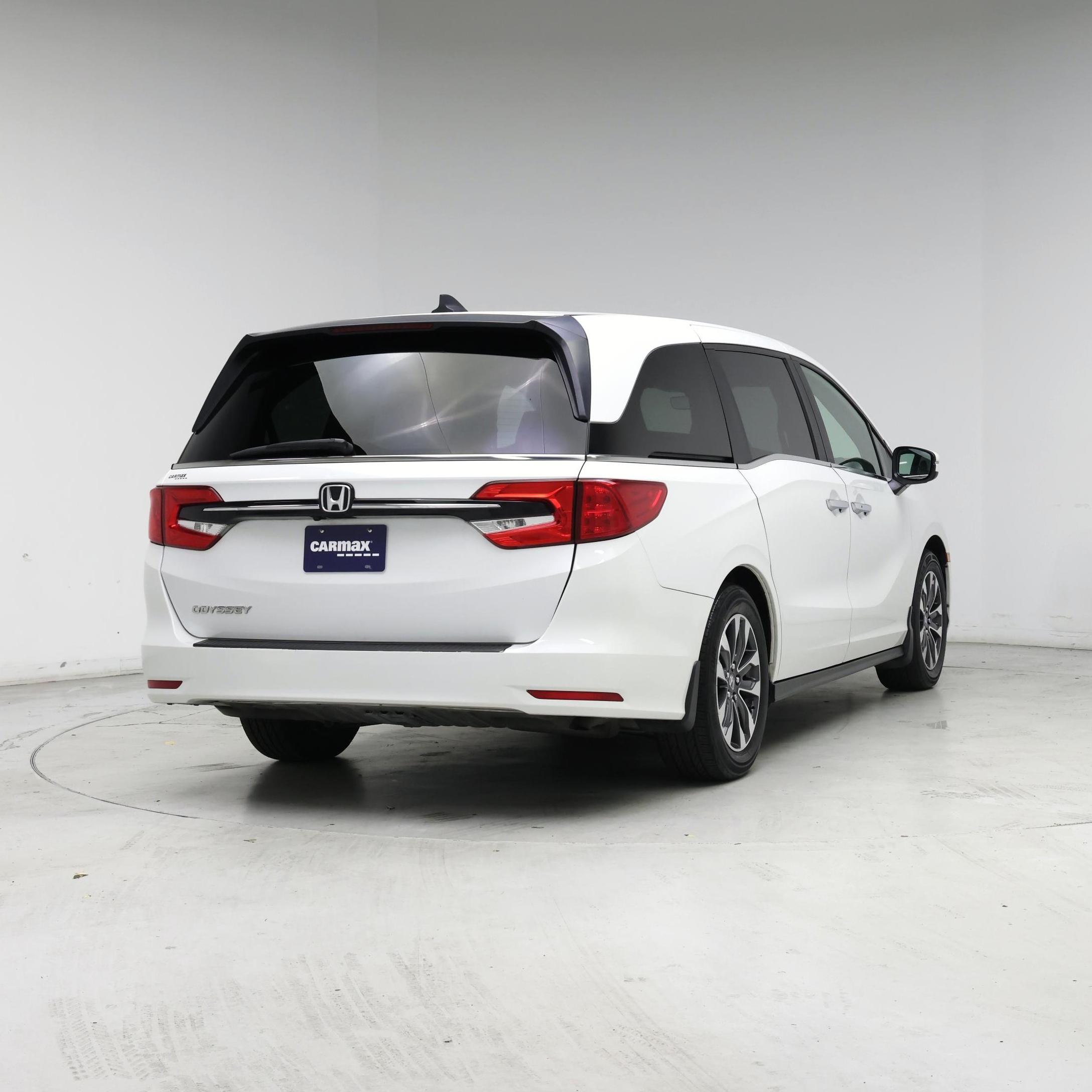 Thumbnail: 2022 Honda Odyssey - 8