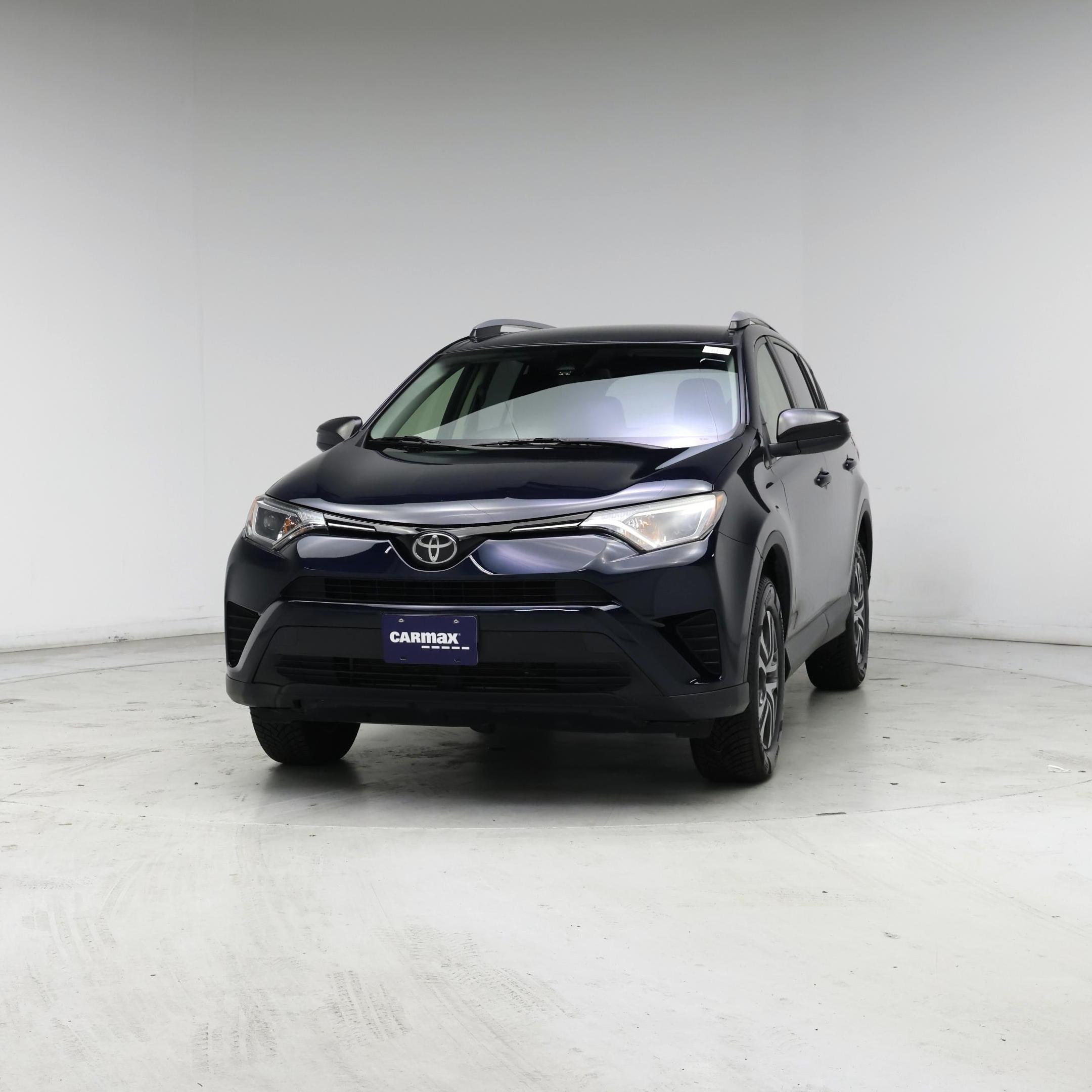 Thumbnail: 2018 Toyota RAV4 - 4
