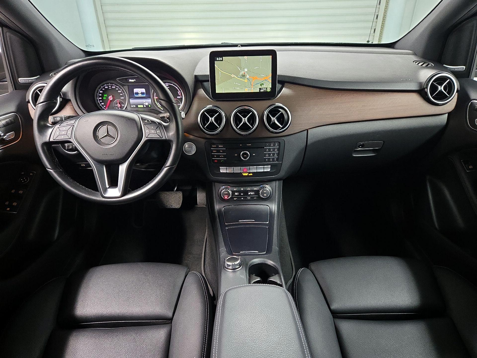 Thumbnail: 2017 Mercedes-Benz B-Class - 9