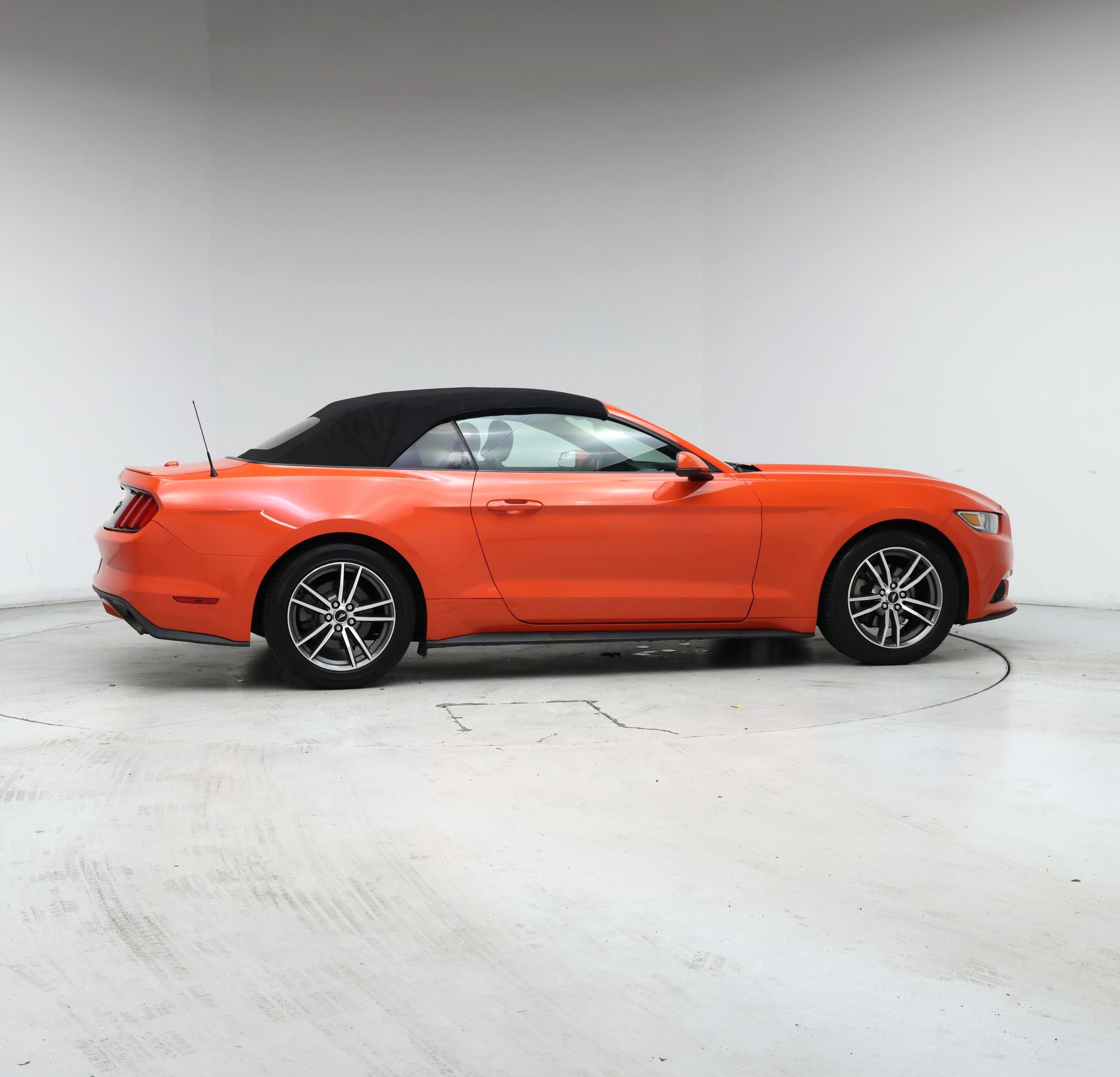 Thumbnail: 2016 Ford Mustang - 7