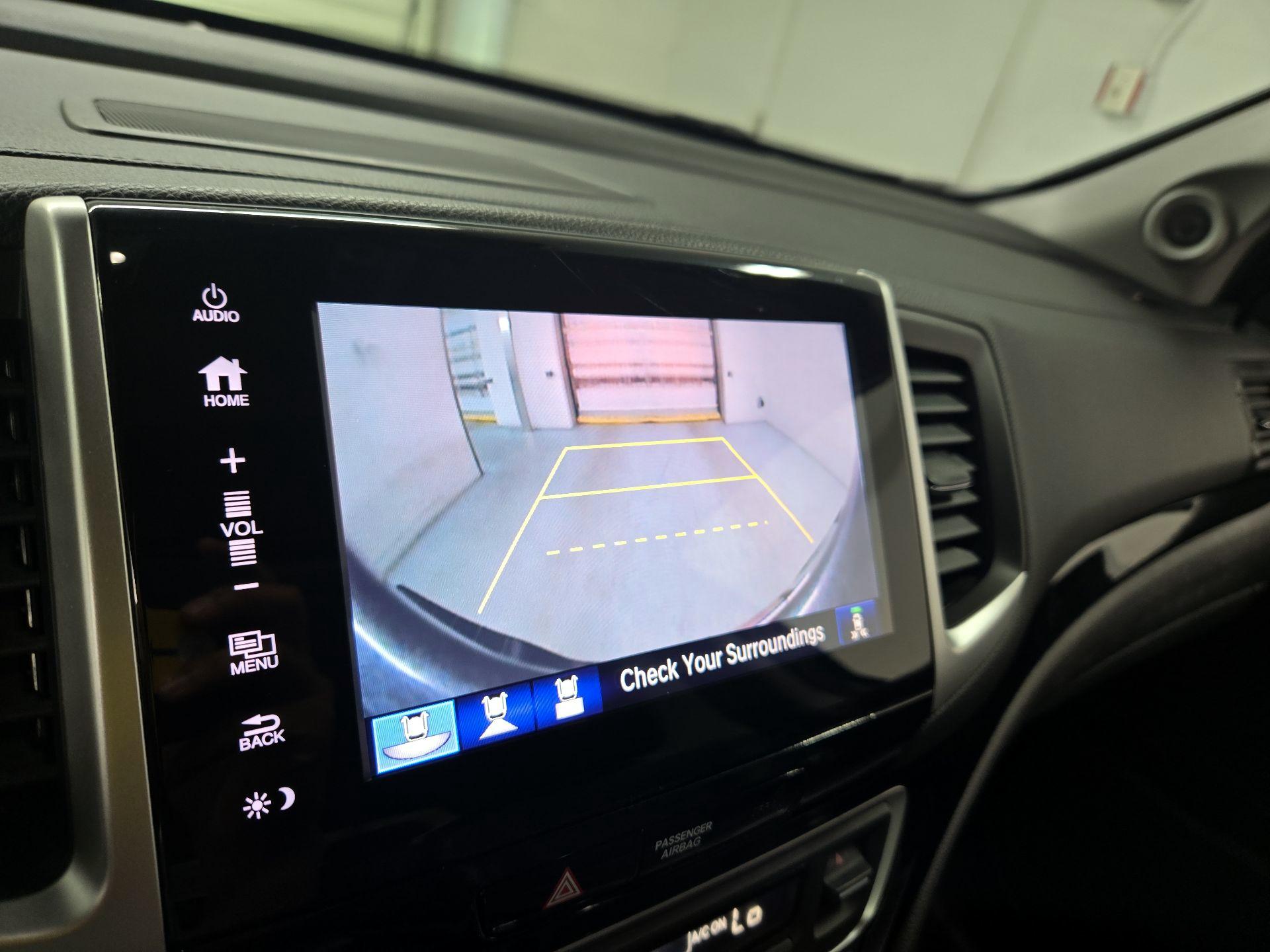 Thumbnail: 2019 Honda Ridgeline - 15