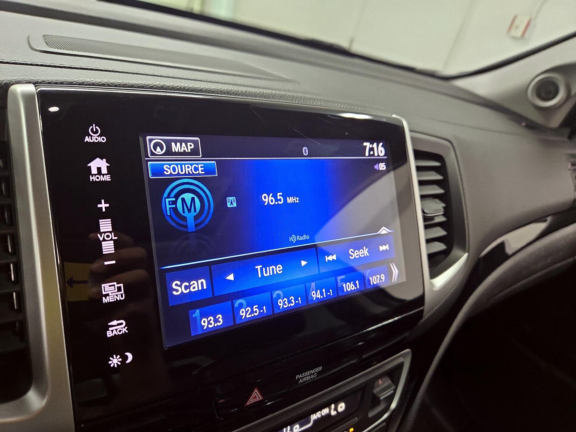 Thumbnail: 2019 Honda Ridgeline - 16