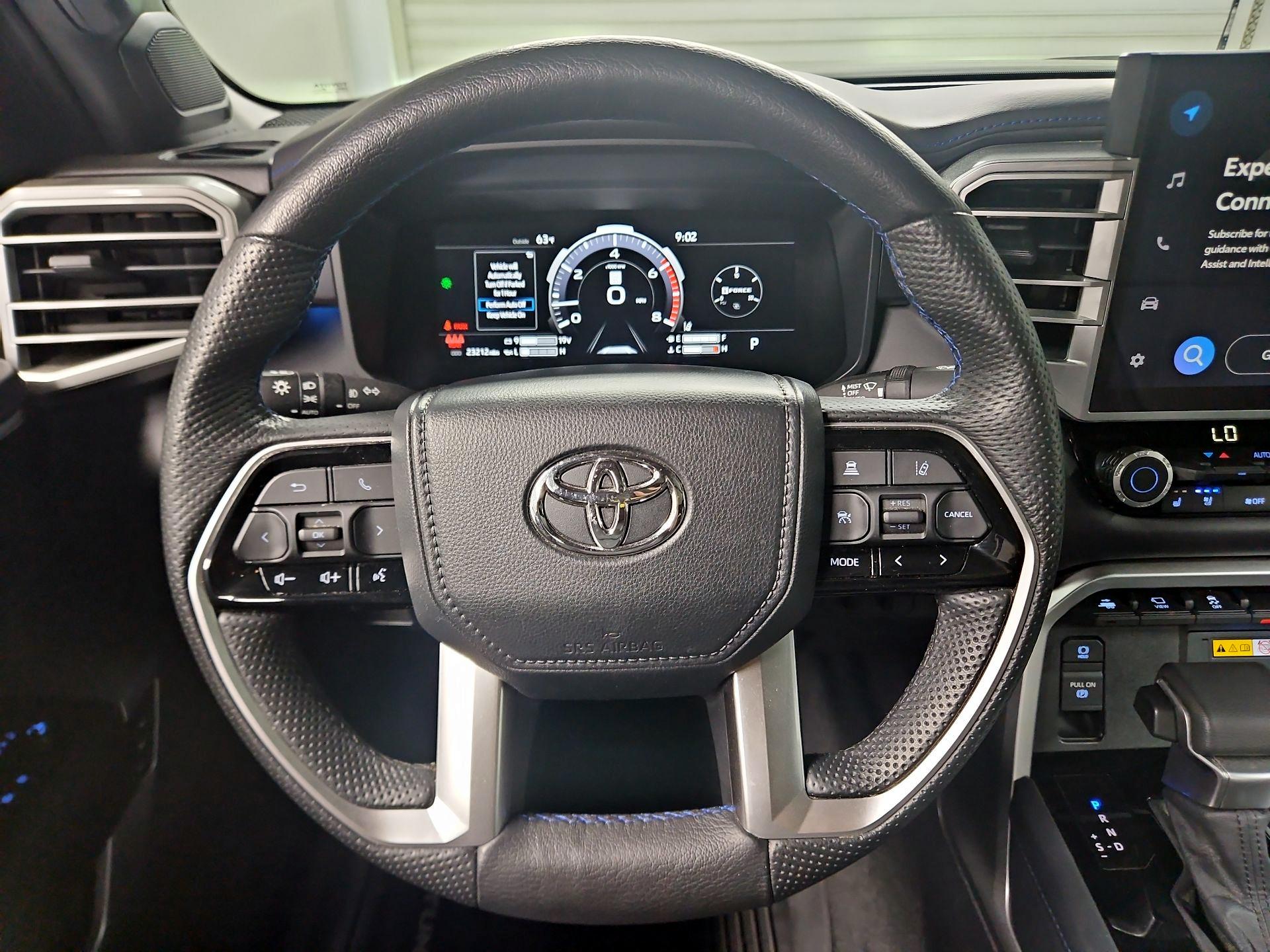 Thumbnail: 2022 Toyota Tundra - 10