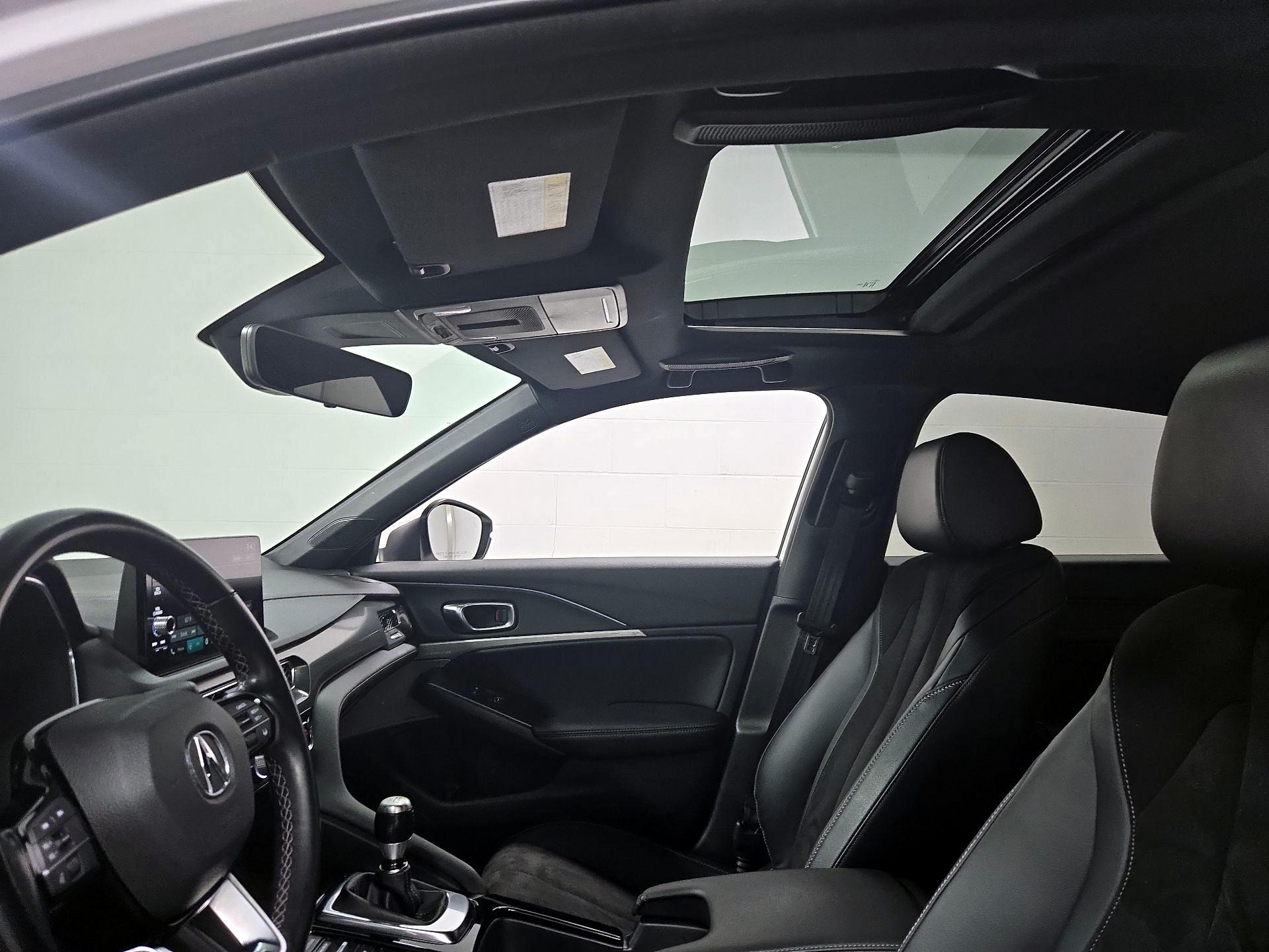 Thumbnail: 2023 Acura Integra - 19