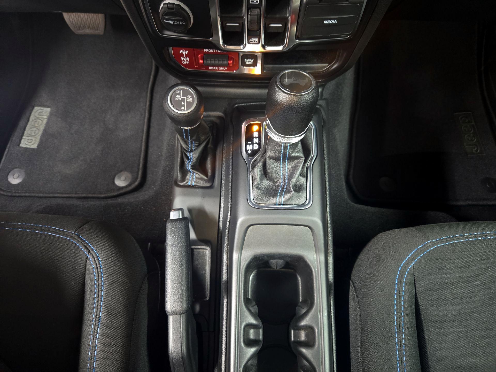 Thumbnail: 2022 Jeep Wrangler - 18