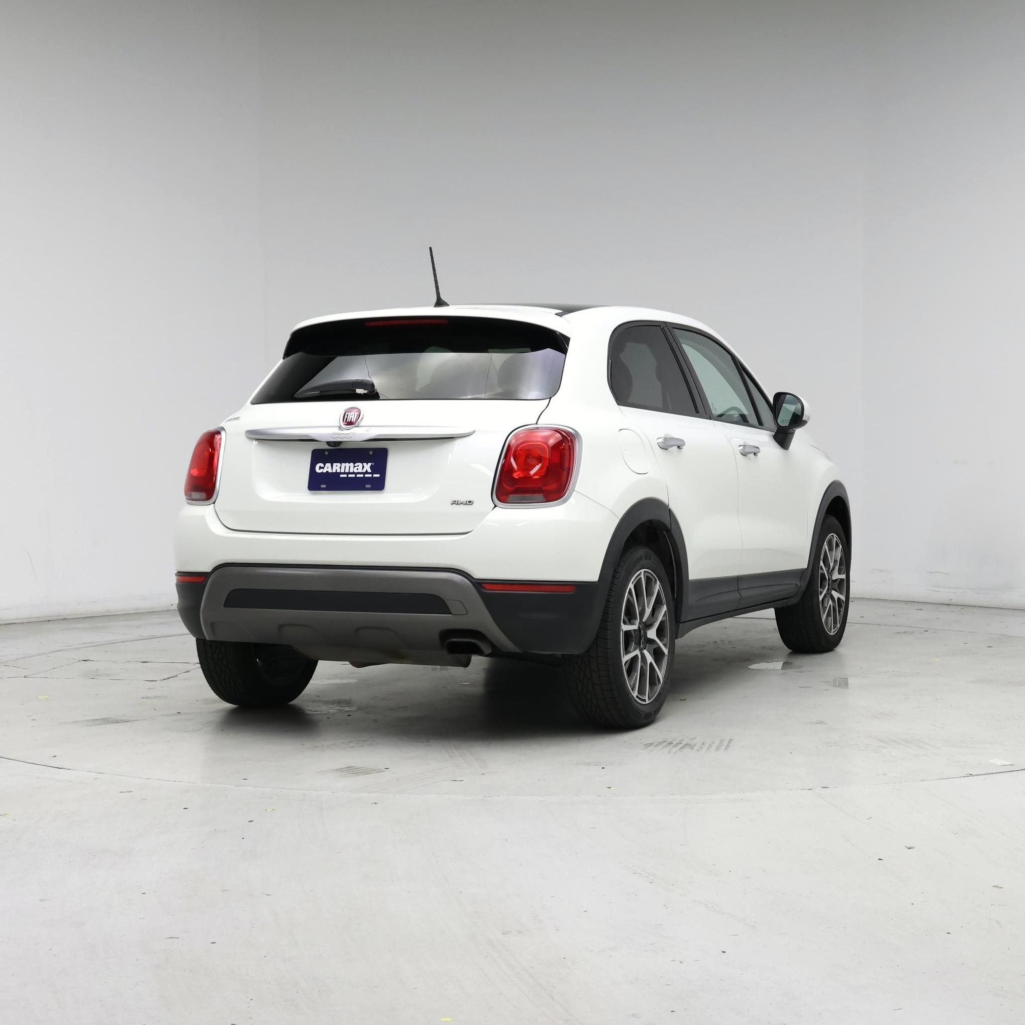 Thumbnail: 2018 Fiat 500X - 8