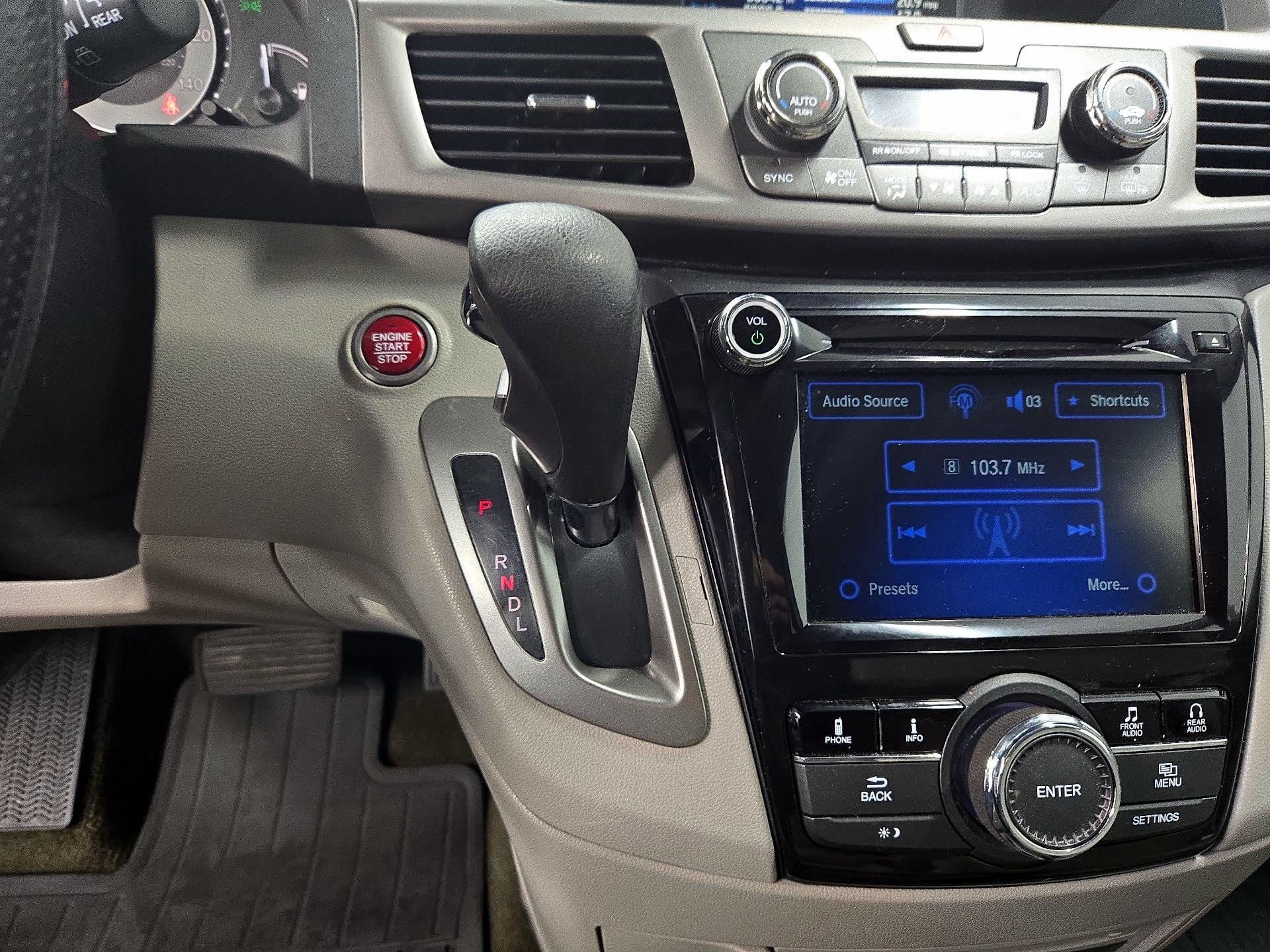 Thumbnail: 2016 Honda Odyssey - 17