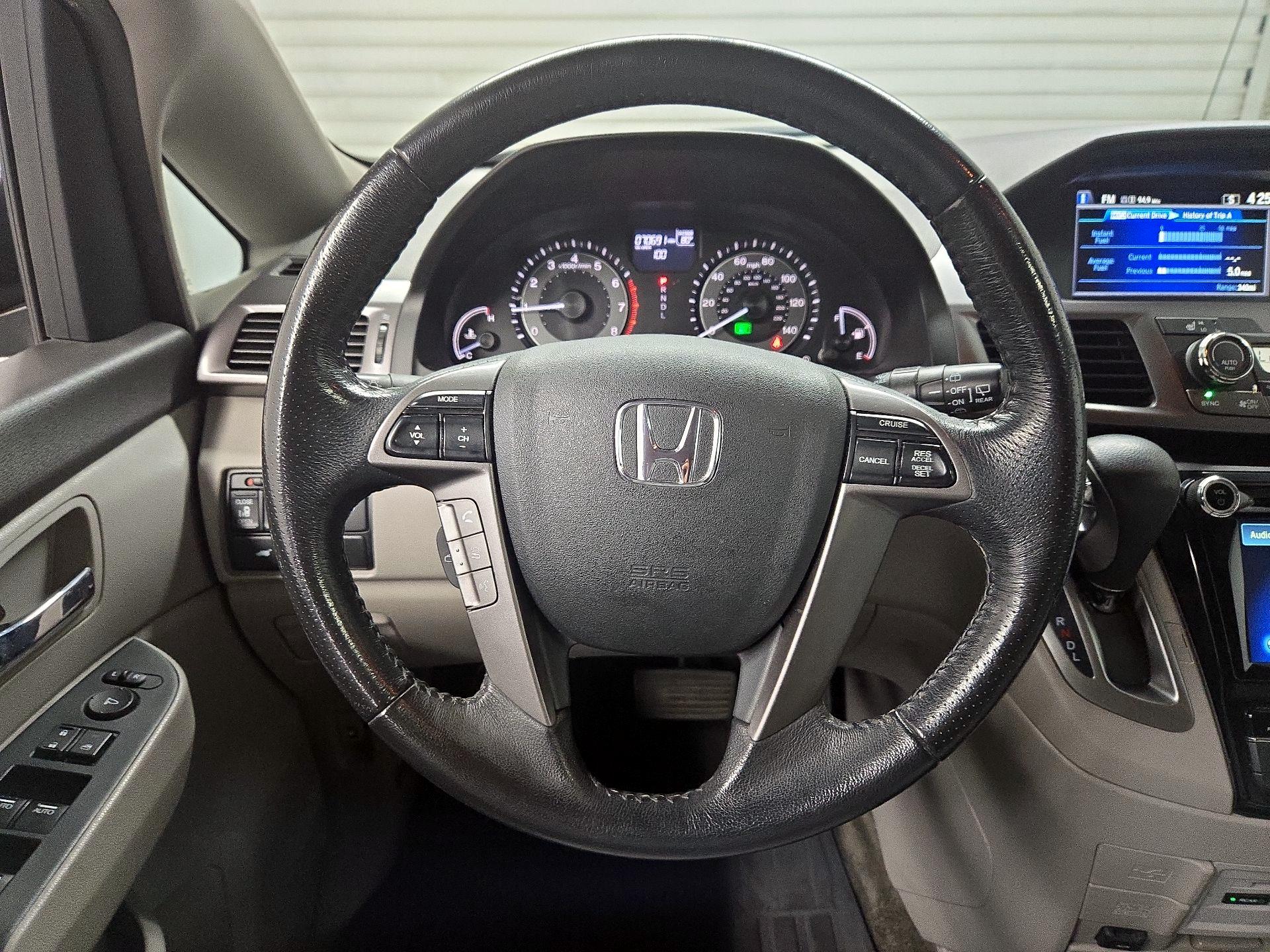 Thumbnail: 2014 Honda Odyssey - 10