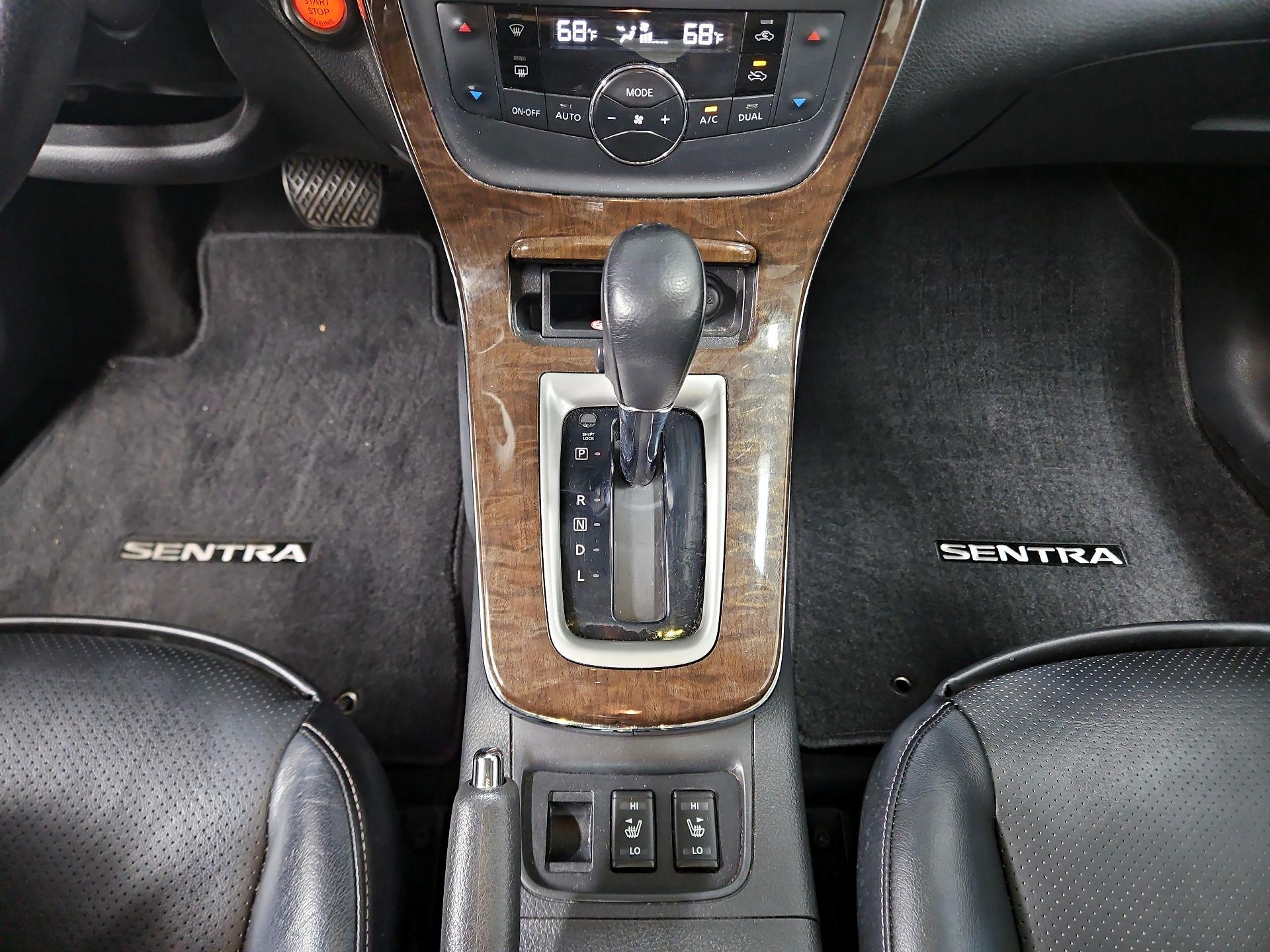Thumbnail: 2015 Nissan Sentra - 17