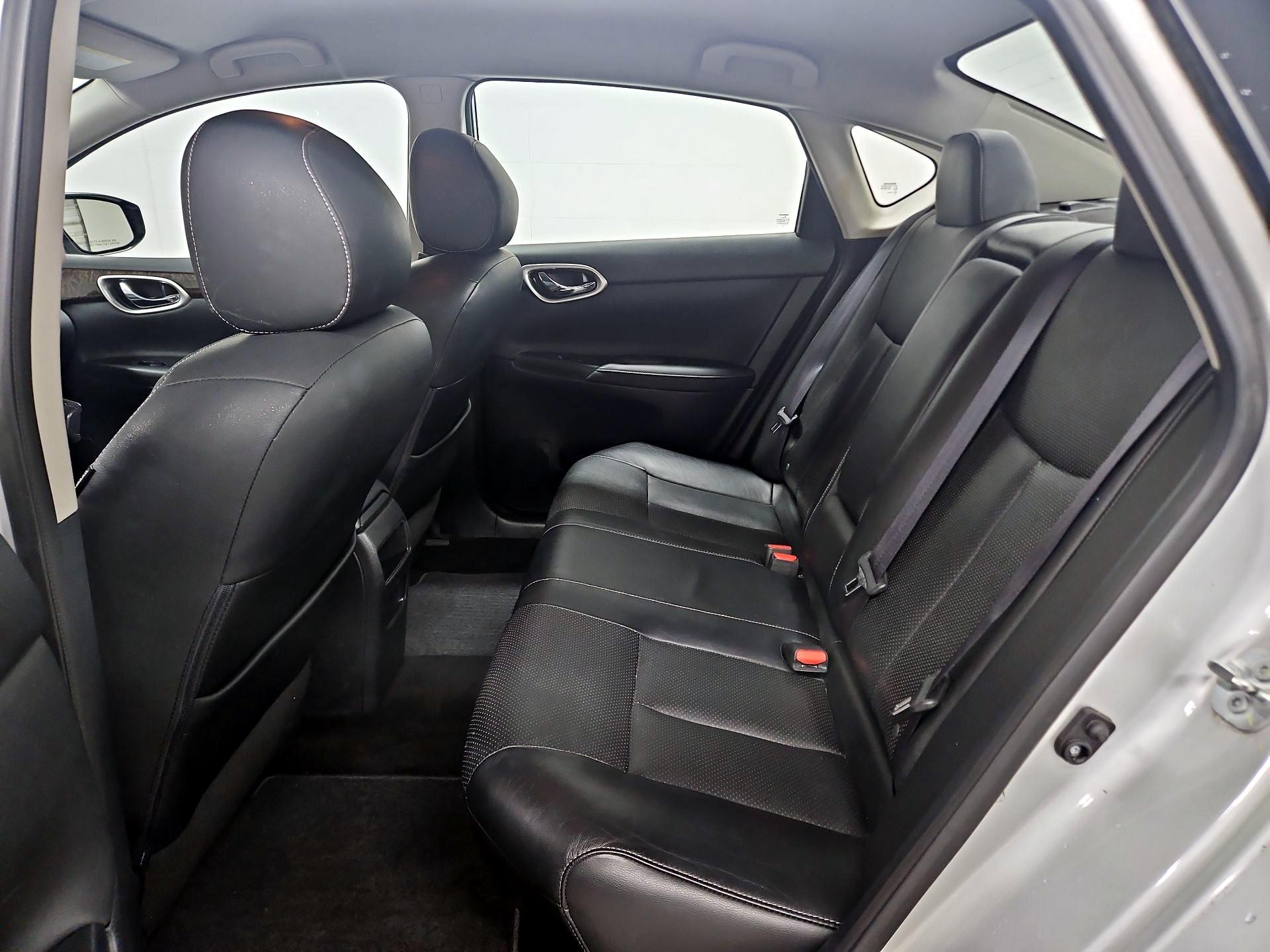 Thumbnail: 2015 Nissan Sentra - 19