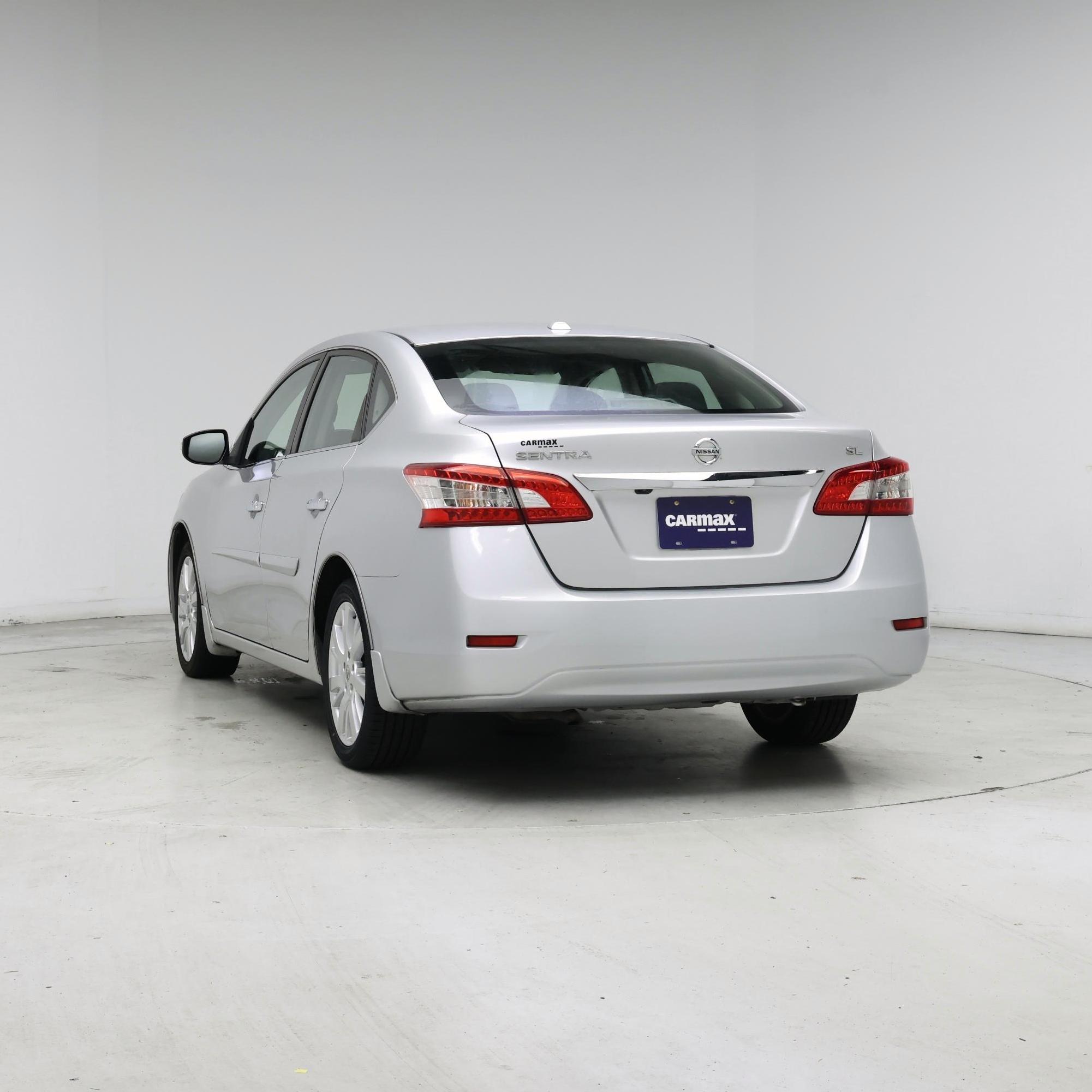 Thumbnail: 2015 Nissan Sentra - 6