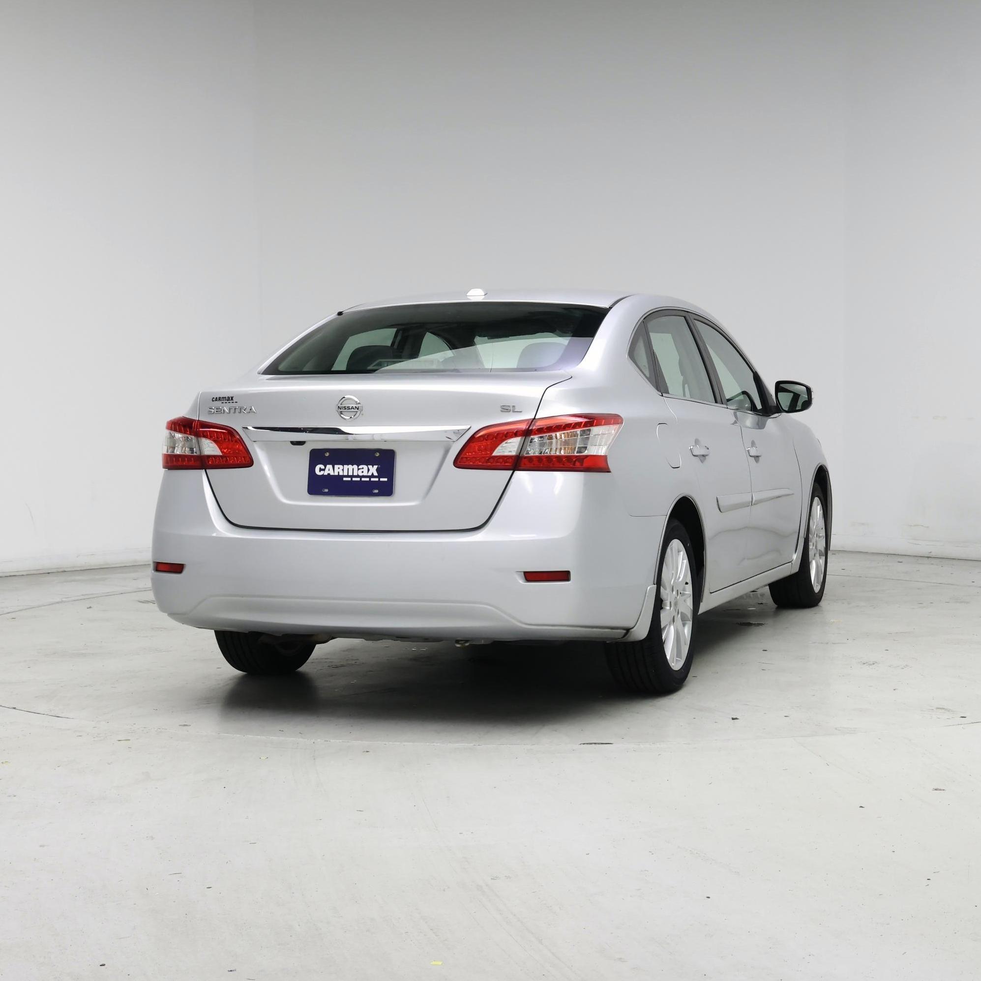 Thumbnail: 2015 Nissan Sentra - 8