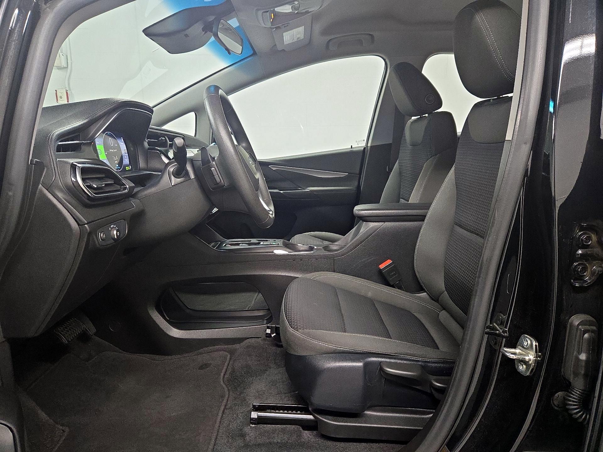 Thumbnail: 2022 Chevrolet Bolt EV - 11