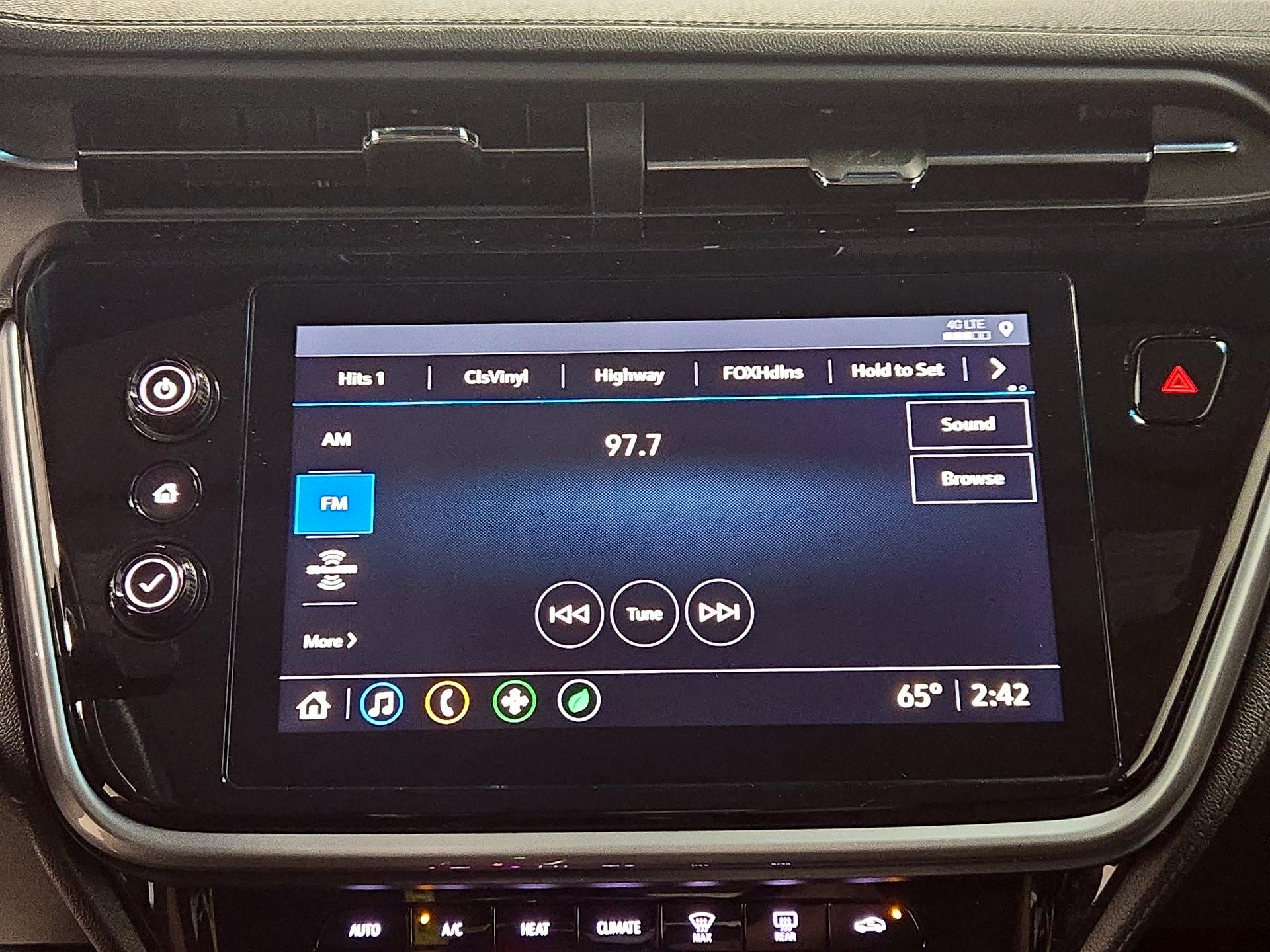 Thumbnail: 2022 Chevrolet Bolt EV - 15