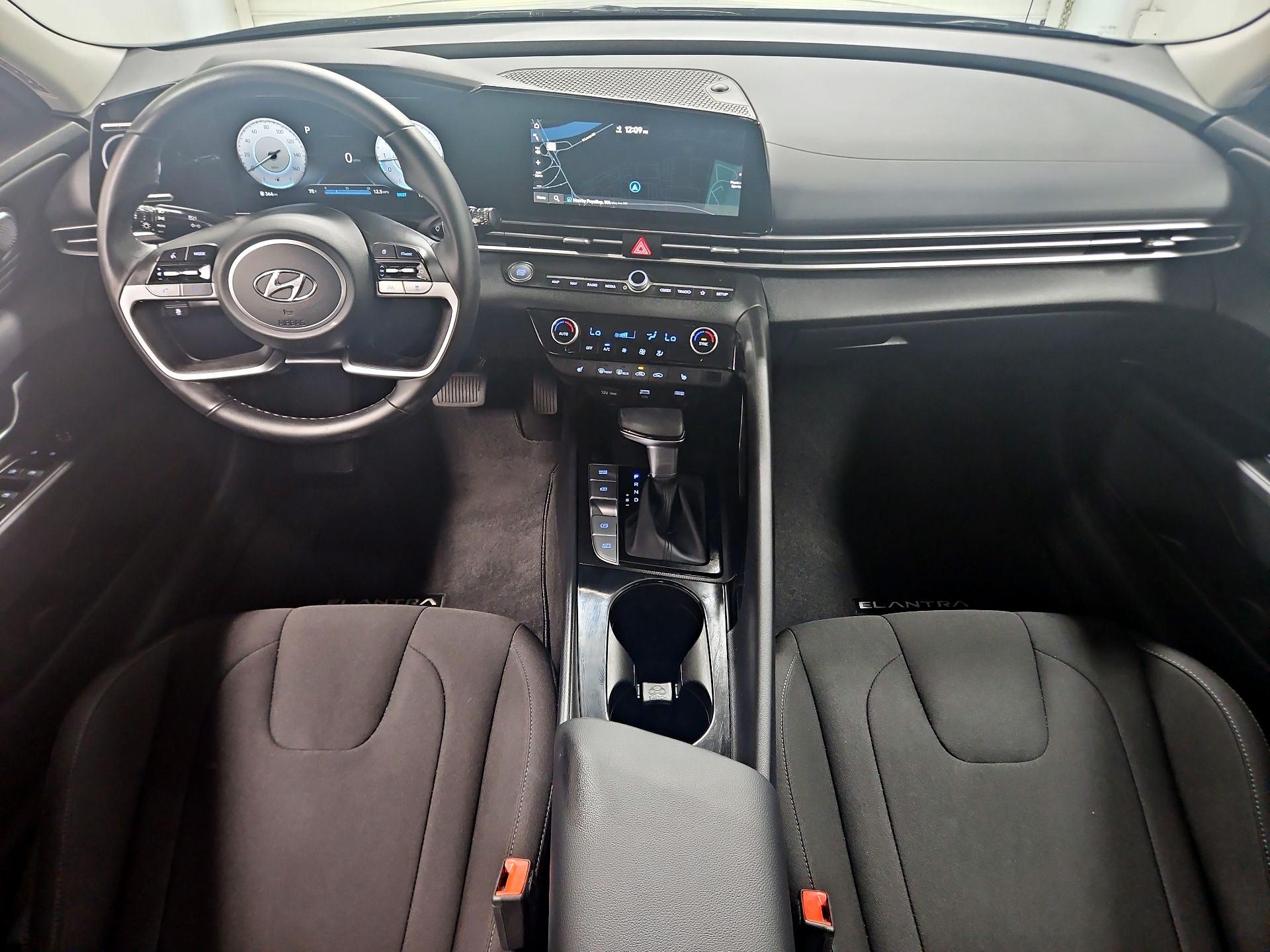 Thumbnail: 2023 Hyundai Elantra - 9