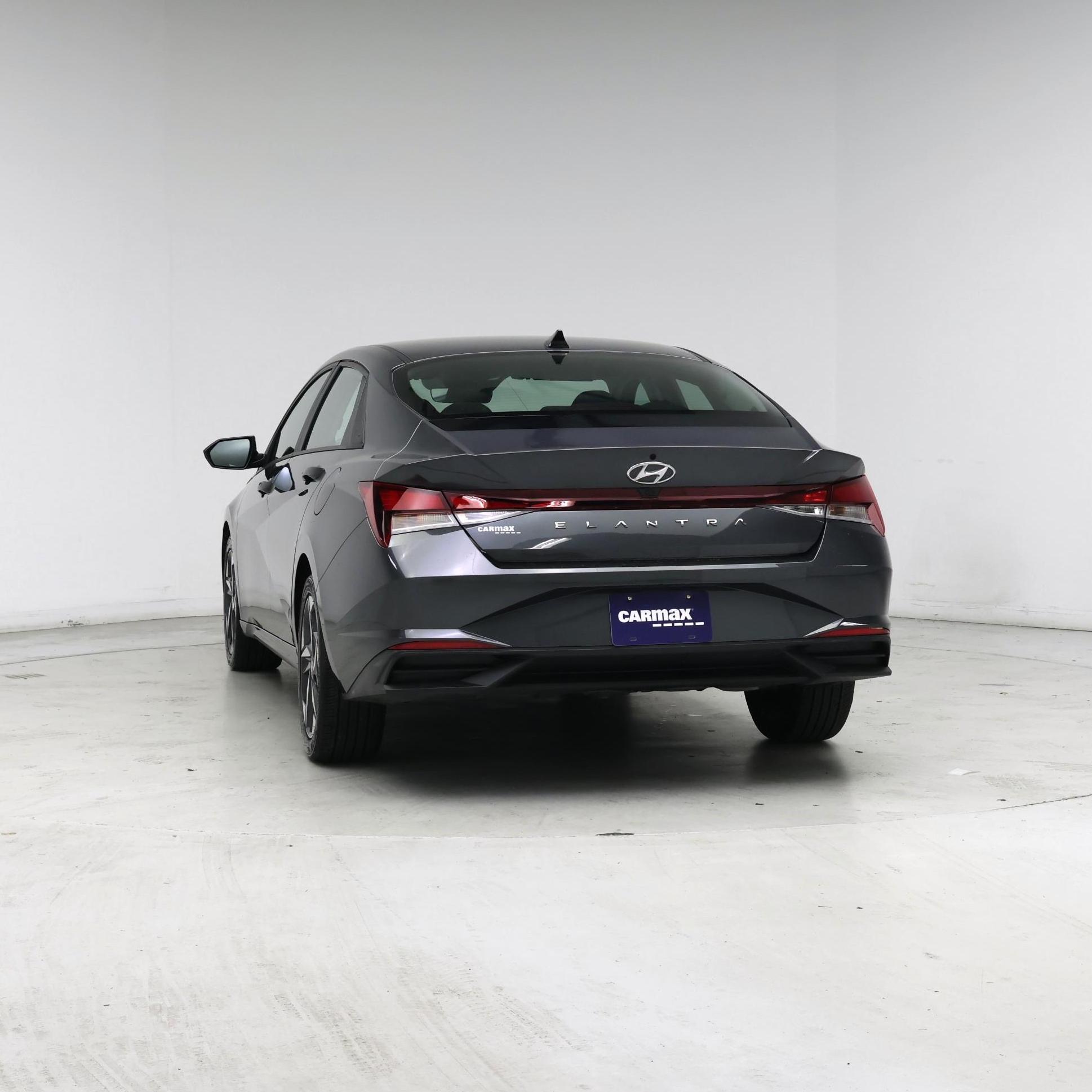 Thumbnail: 2023 Hyundai Elantra - 6