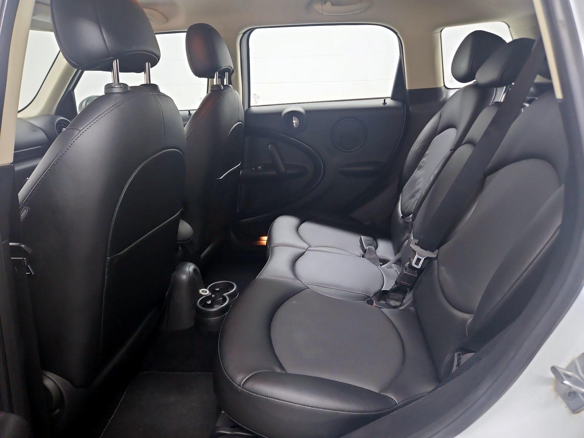 Thumbnail: 2016 MINI Cooper Countryman - 17