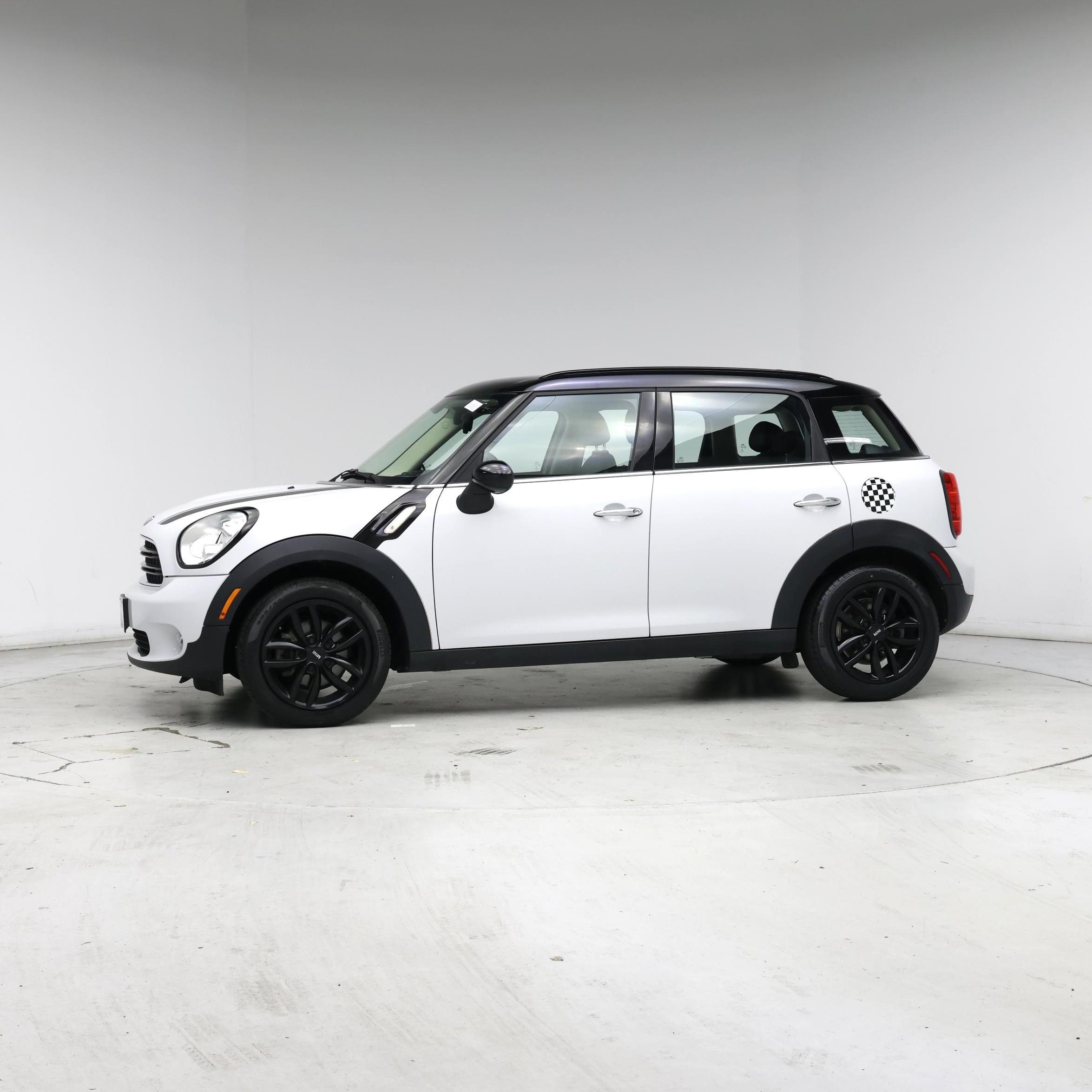 Thumbnail: 2016 MINI Cooper Countryman - 3