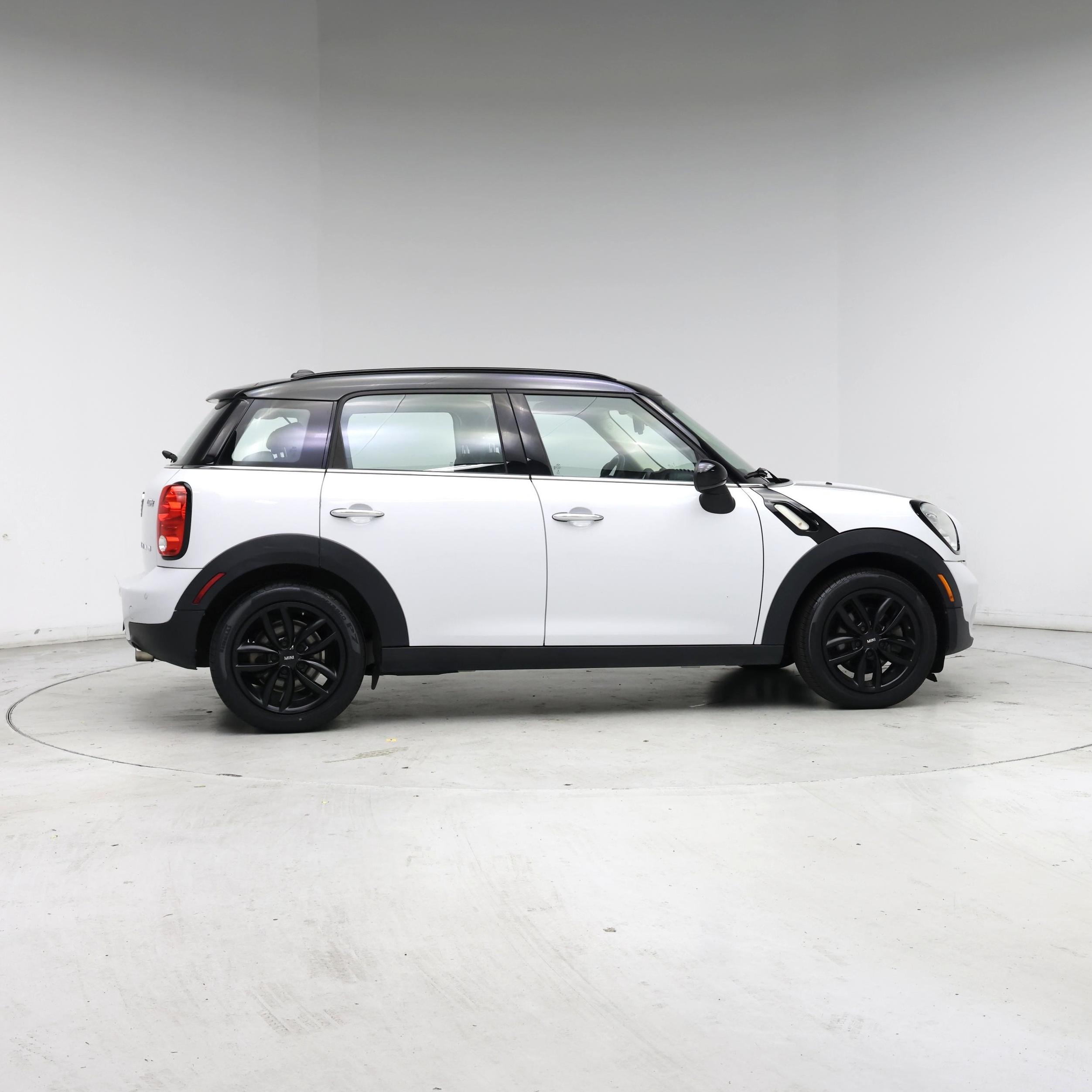 Thumbnail: 2016 MINI Cooper Countryman - 7