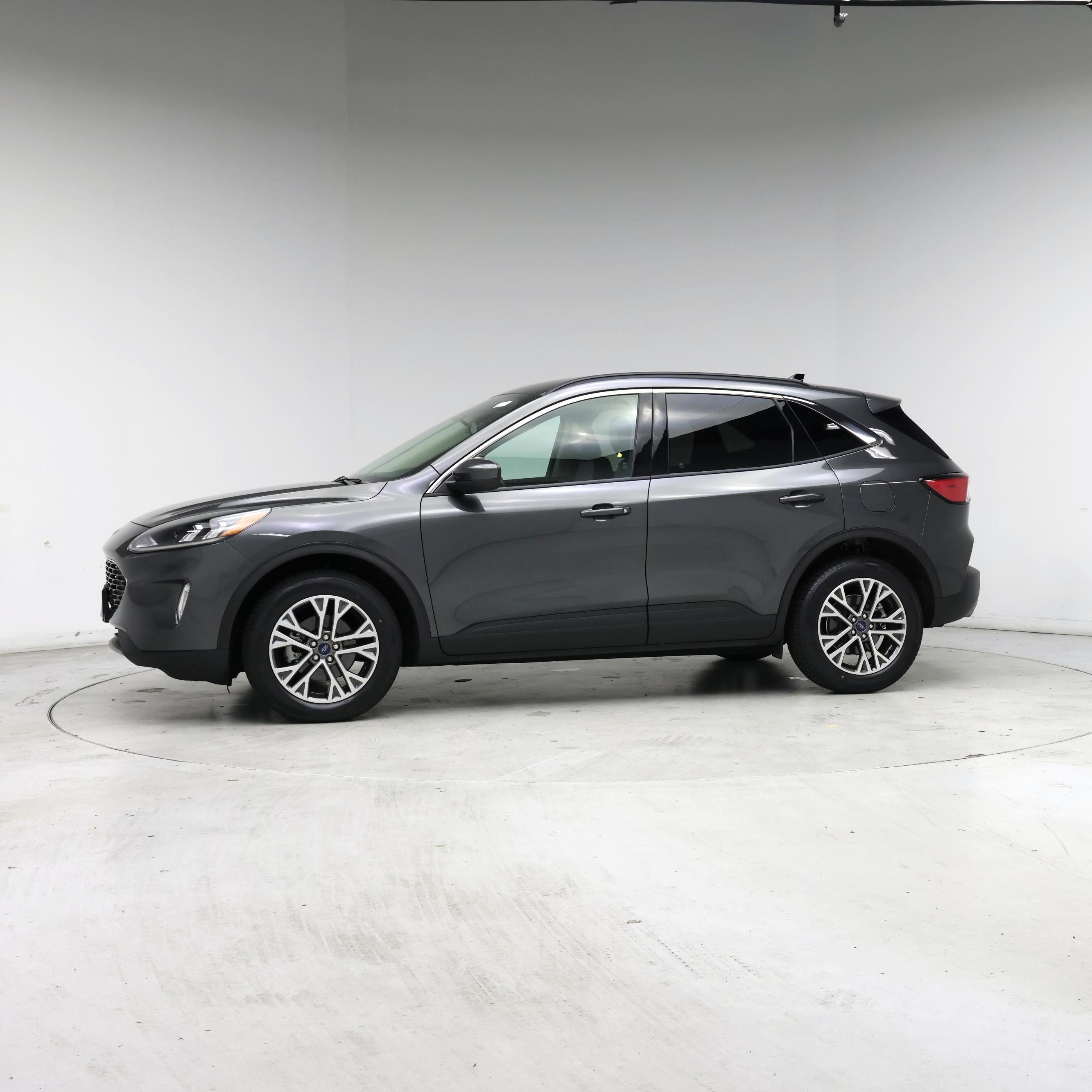 Thumbnail: 2020 Ford Escape - 3
