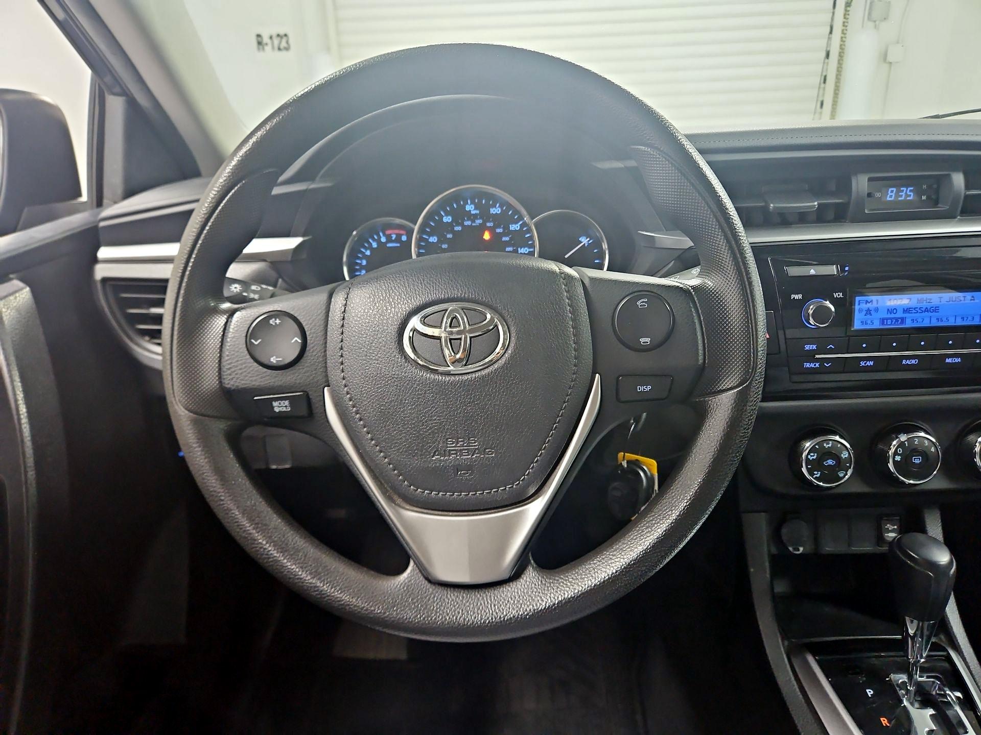 Thumbnail: 2015 Toyota Corolla - 10