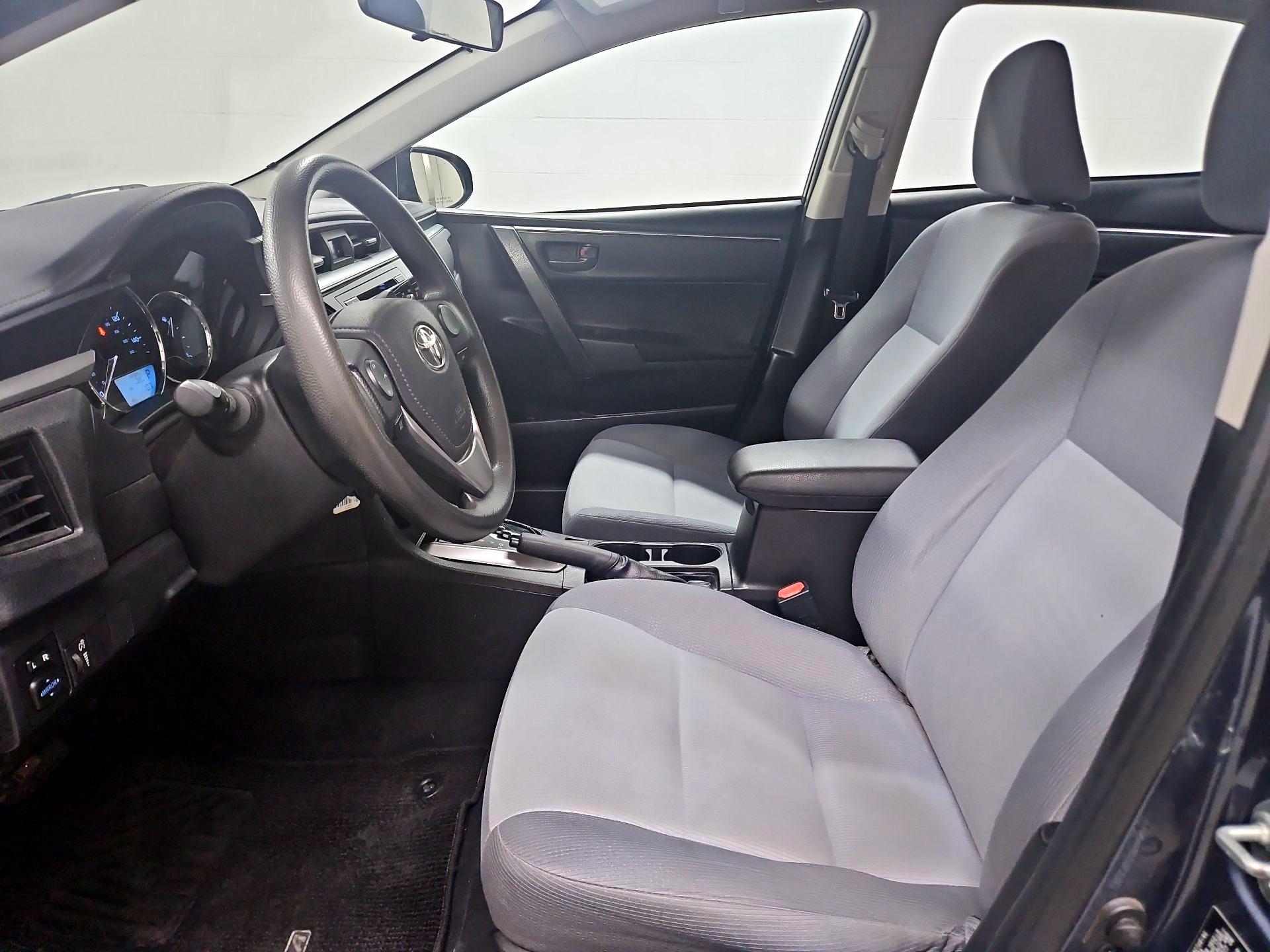 Thumbnail: 2015 Toyota Corolla - 11